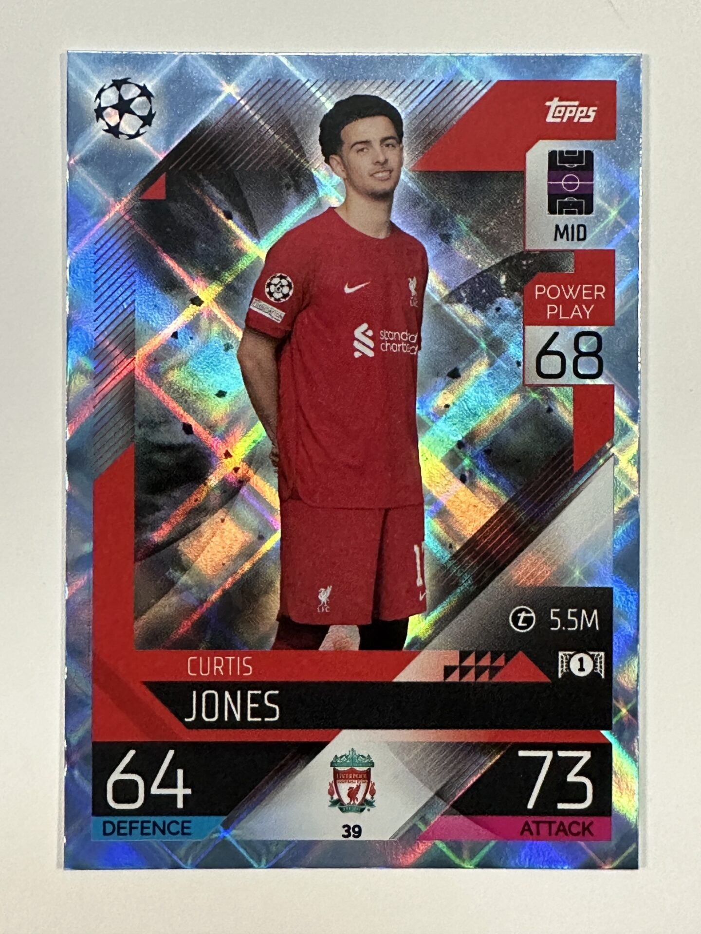 039 Curtis Jones Base Crystal Foil Parallel (Liverpool) Topps Match Attax 2022:2023 Card