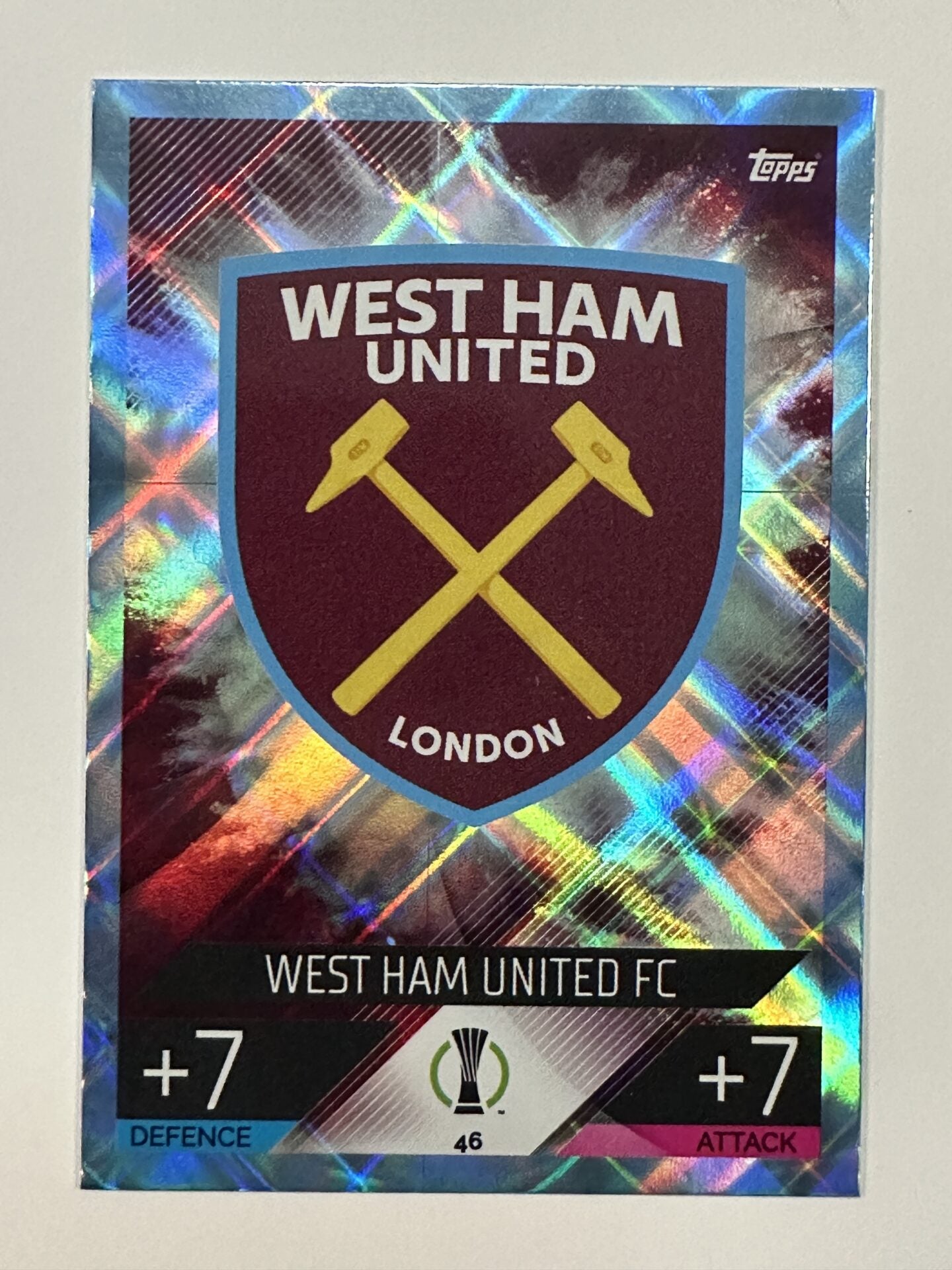 046 Team Badge Crystal Foil Parallel (West Ham) Topps Match Attax 2022:2023 Card