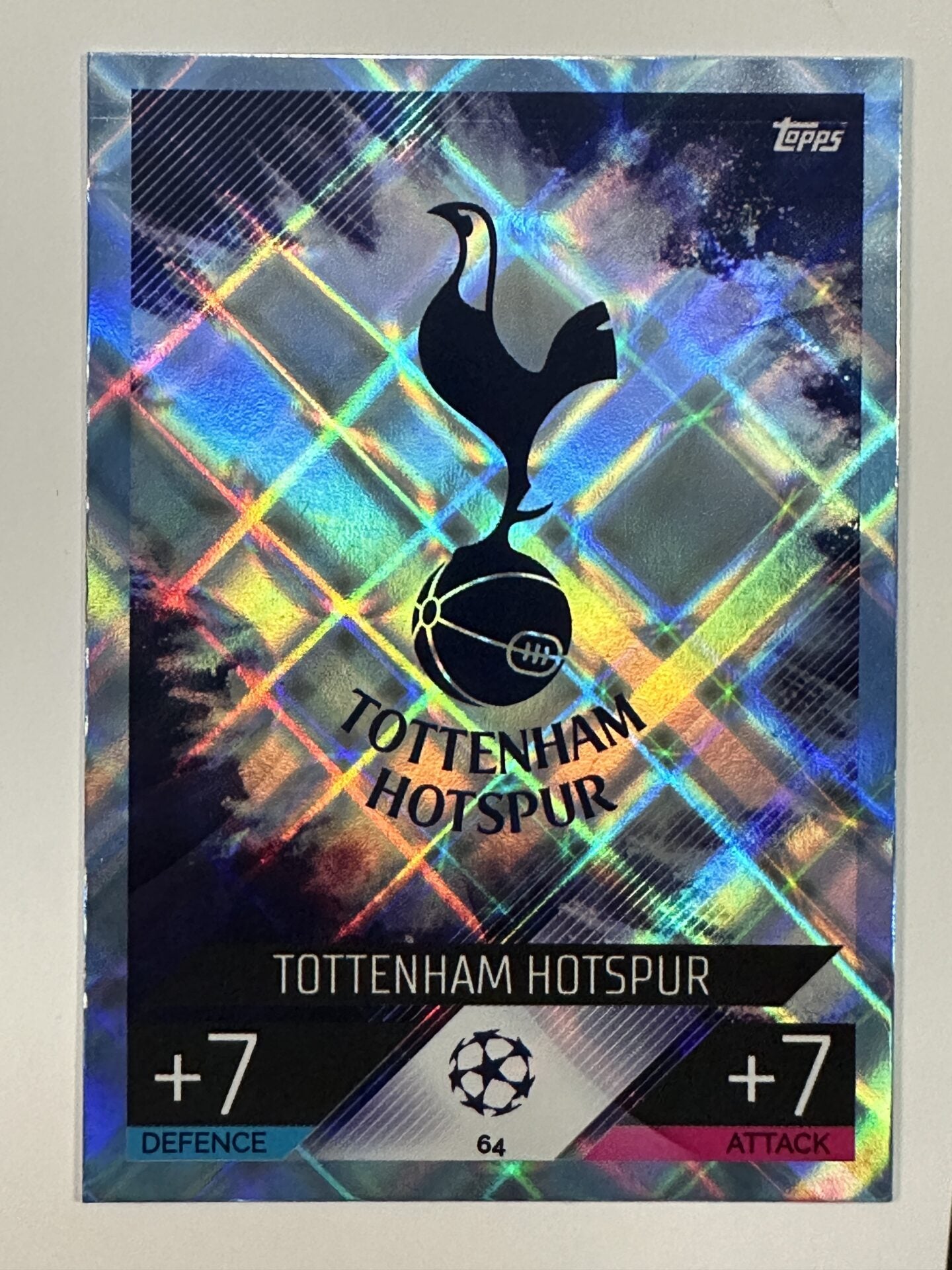 064 Team Badge Crystal Foil Parallel (Tottenham Hotspur) Topps Match Attax 2022:2023 Card