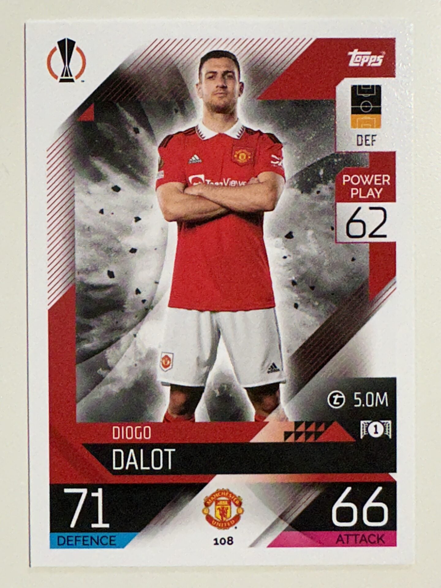 108. Diogo Dalot (Manchester United) &#8211; Topps Match Attax 2022:2023 card