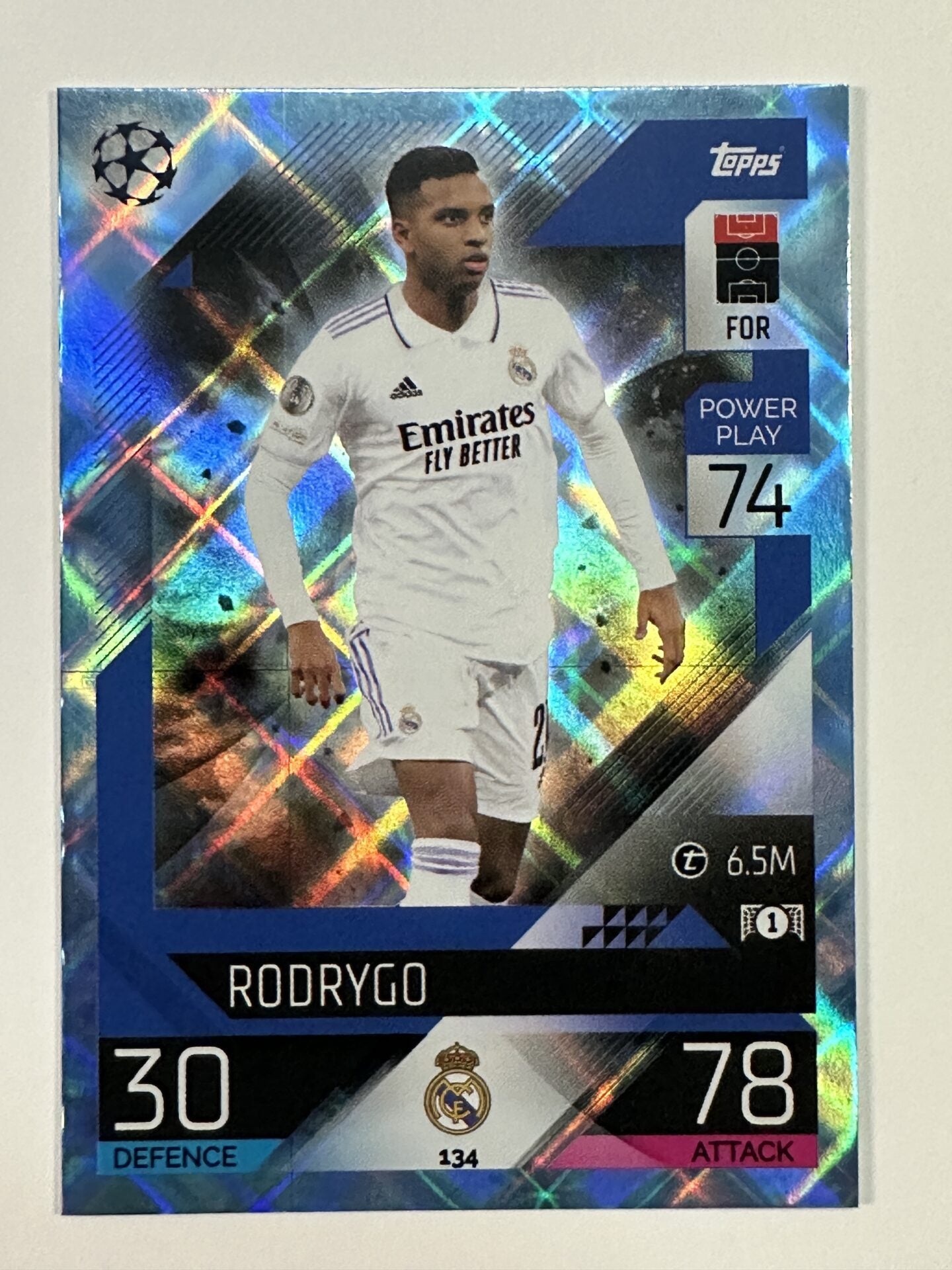 134 Rodrygo Base Crystal Foil Parallel (Real Madrid) Topps Match Attax 2022:2023 Card