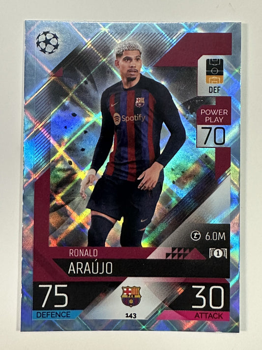 143 Ronald Araújo Base Crystal Foil Parallel (Barcelona) Topps Match Attax 2022:2023 Card