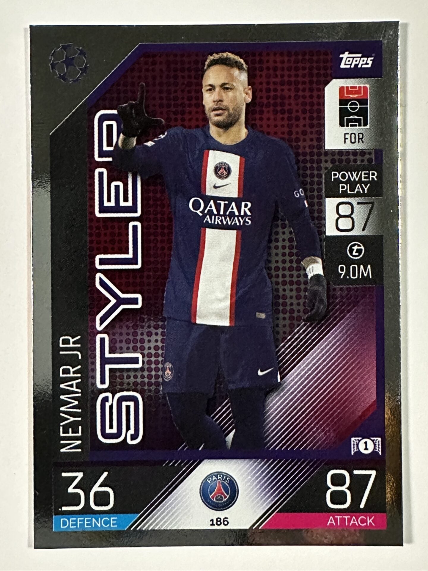 186 Neymar Jr Styler (Paris Saint-Germain) Topps Match Attax 2022:2023 Card