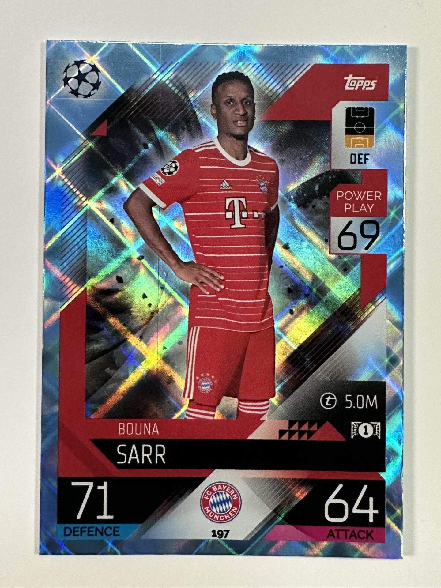 197 Bouna Sarr Base Crystal Foil Parallel (Bayern Munich) Topps Match Attax 2022:2023 Card