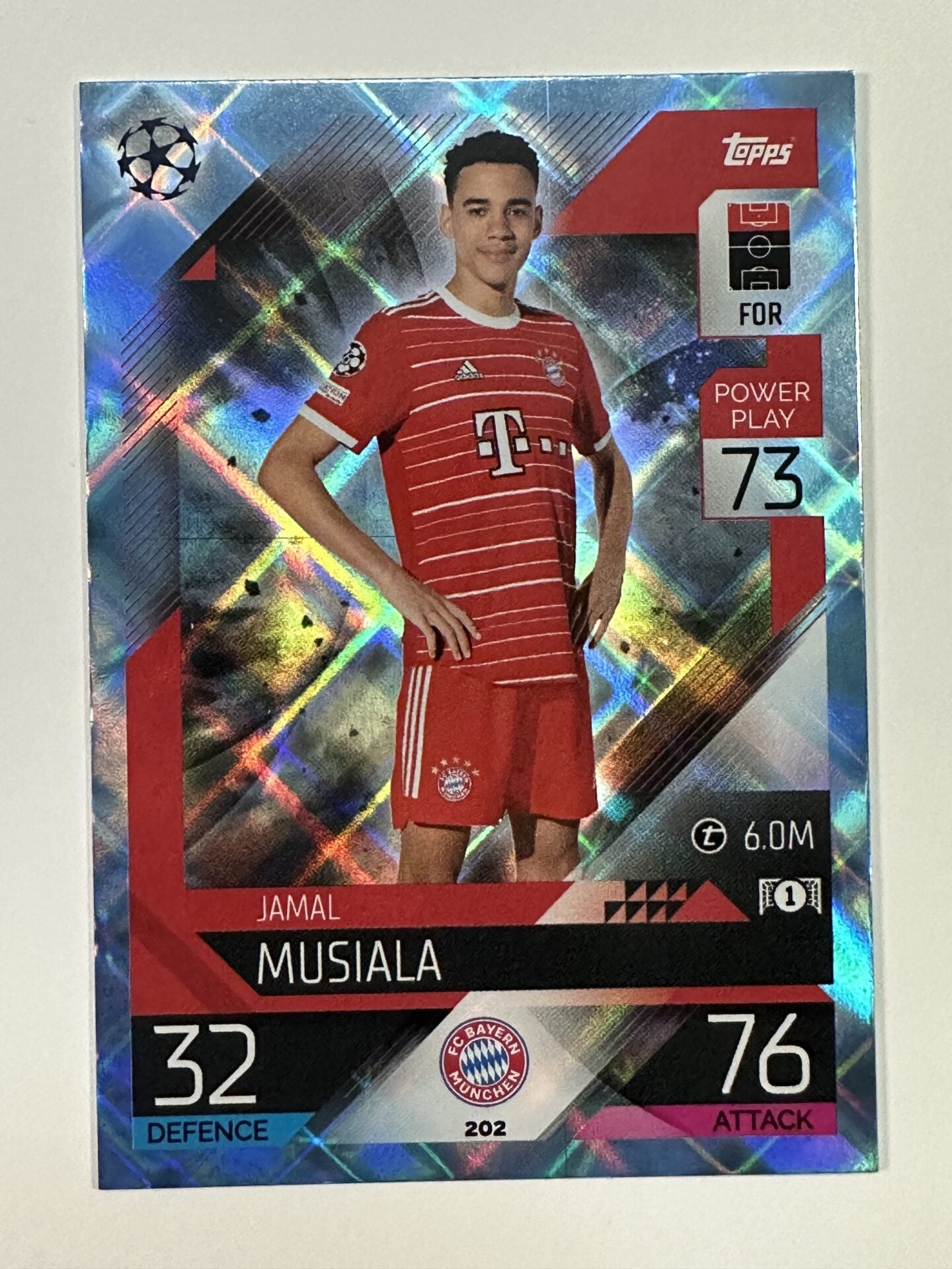 202 Jamal Musiala Base Crystal Foil Parallel (Bayern Munich) Topps Match Attax 2022:2023 Card