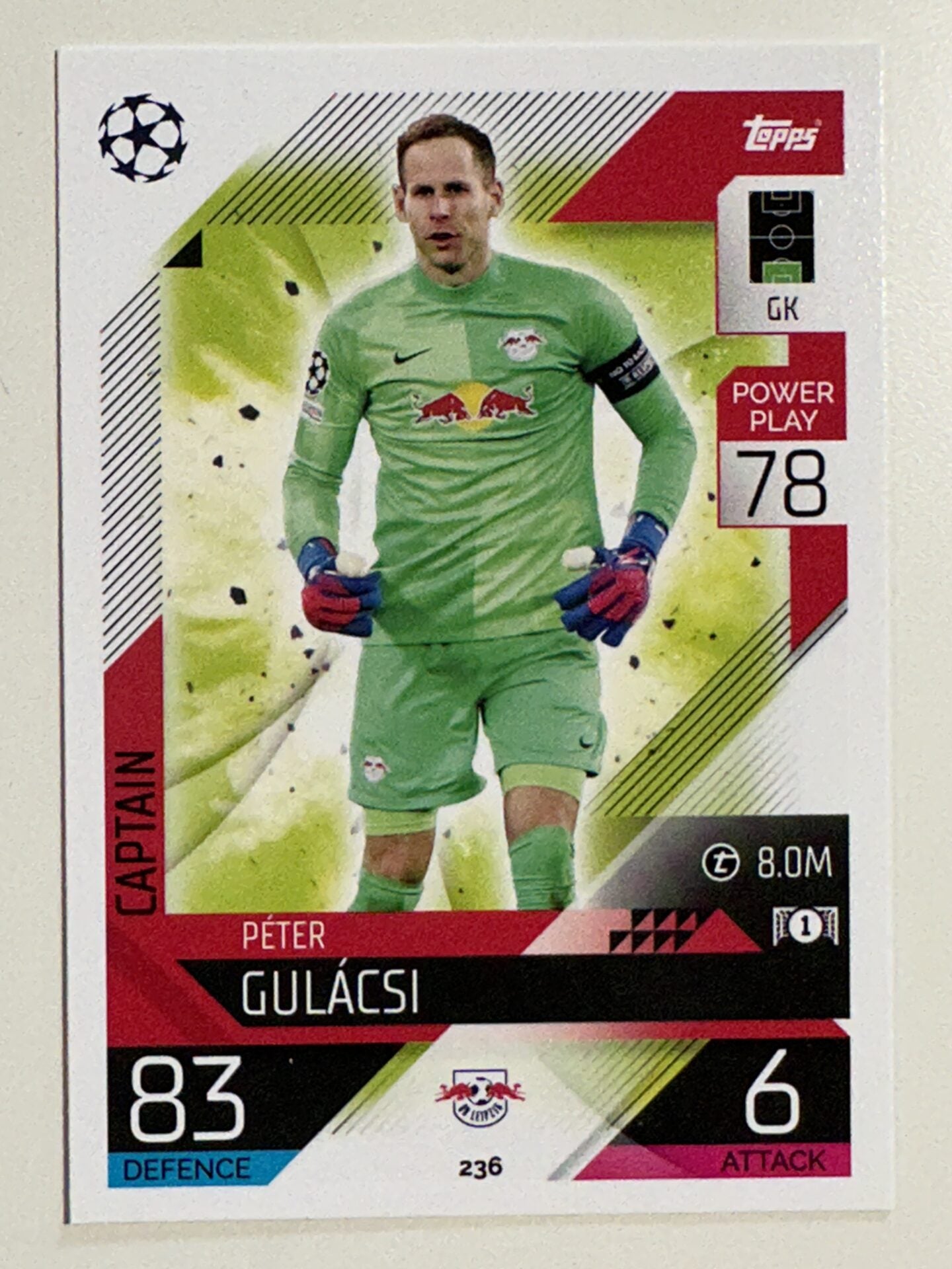 236. Peter Gulácsi (RB Leipzig) &#8211; Captain &#8211; Topps Match Attax 2022:2023 card