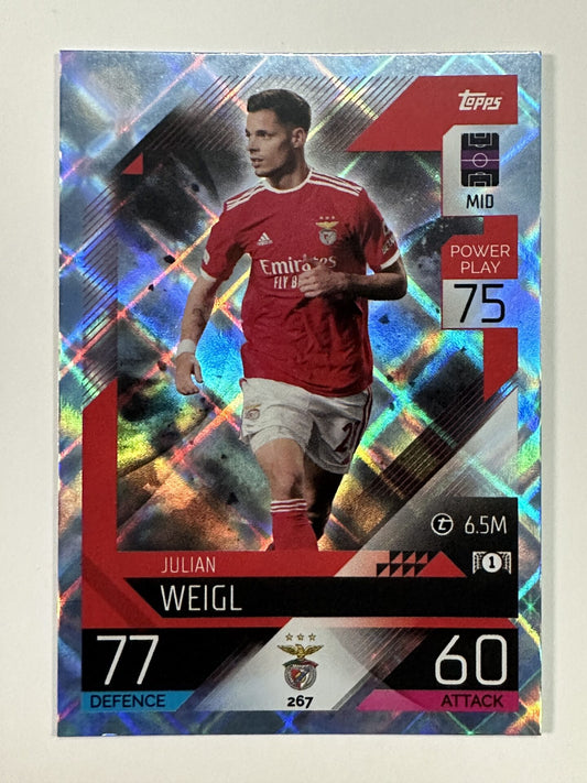 267 Julian Weigl Base Crystal Foil Parallel (Benfica) Topps Match Attax 2022:2023 Card