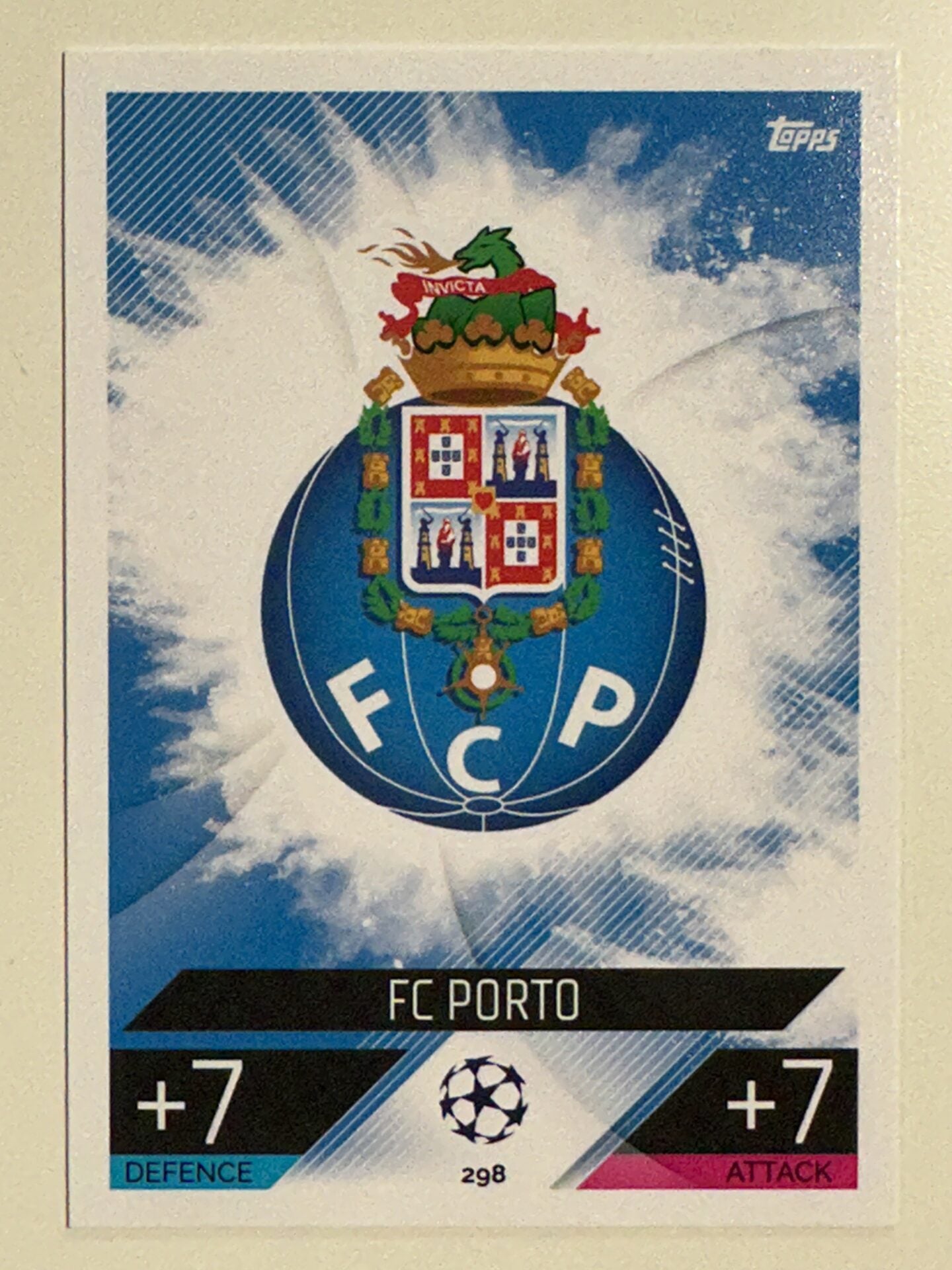 298. Team Badge (FC Porto) &#8211; Topps Match Attax 2022:2023 card