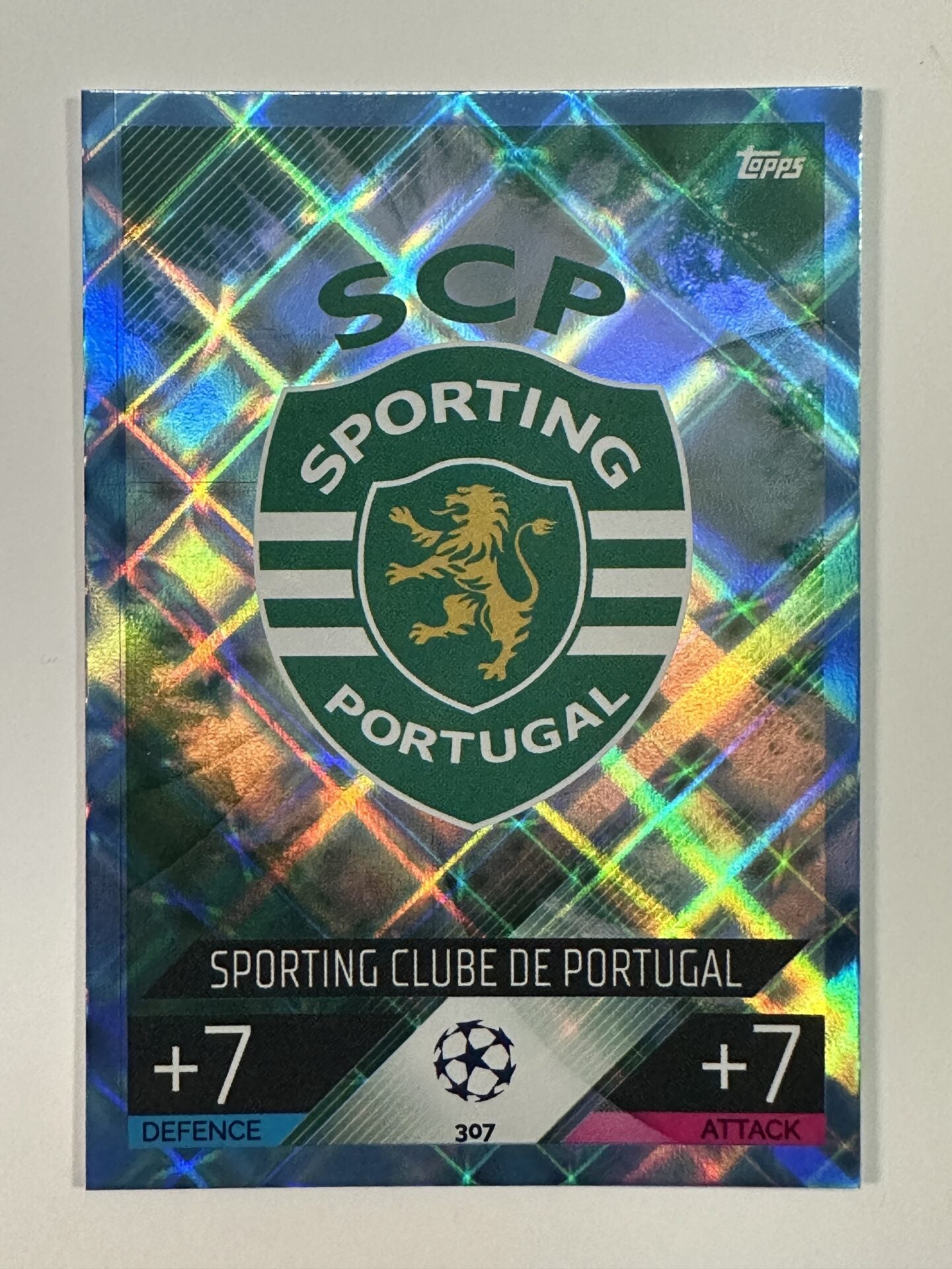 307 Team Badge Crystal Foil Parallel (Sporting CP) Topps Match Attax 2022:2023 Card