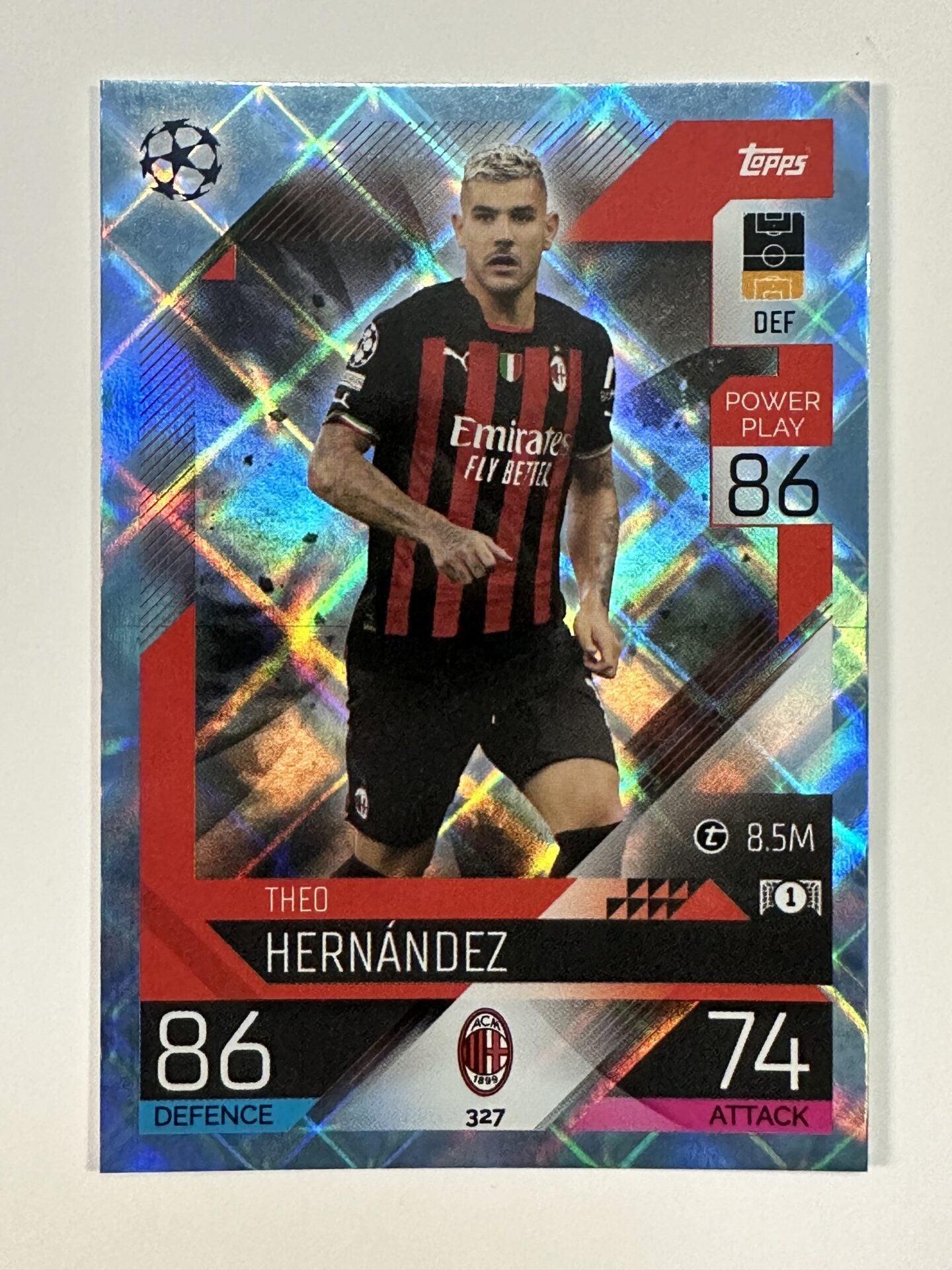 327 Theo Hernández Base Crystal Foil Parallel (AC Milan) Topps Match Attax 2022:2023 Card