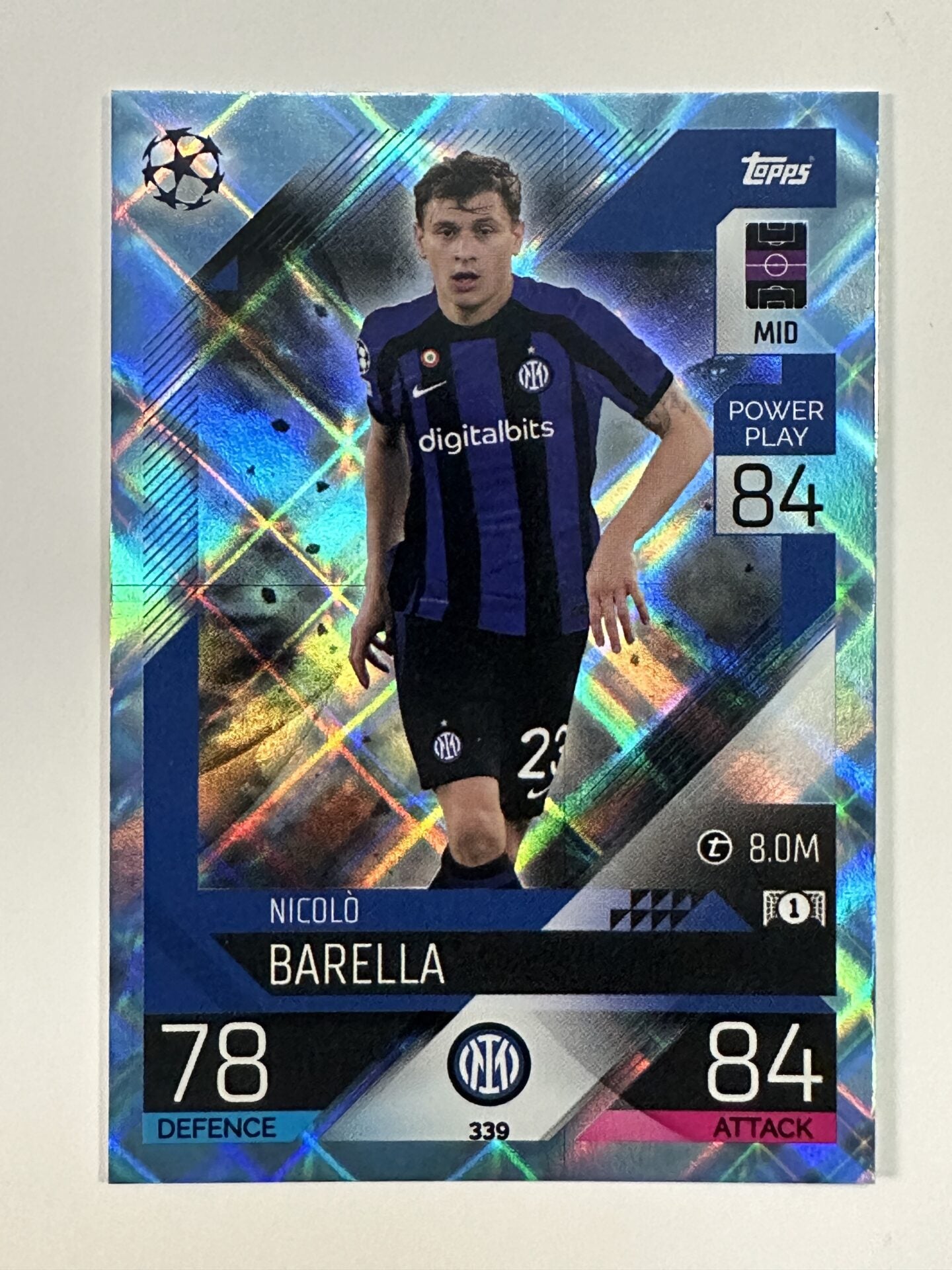 339 Nicolo Barella Base Crystal Foil Parallel (Inter Milan) Topps Match Attax 2022:2023 Card