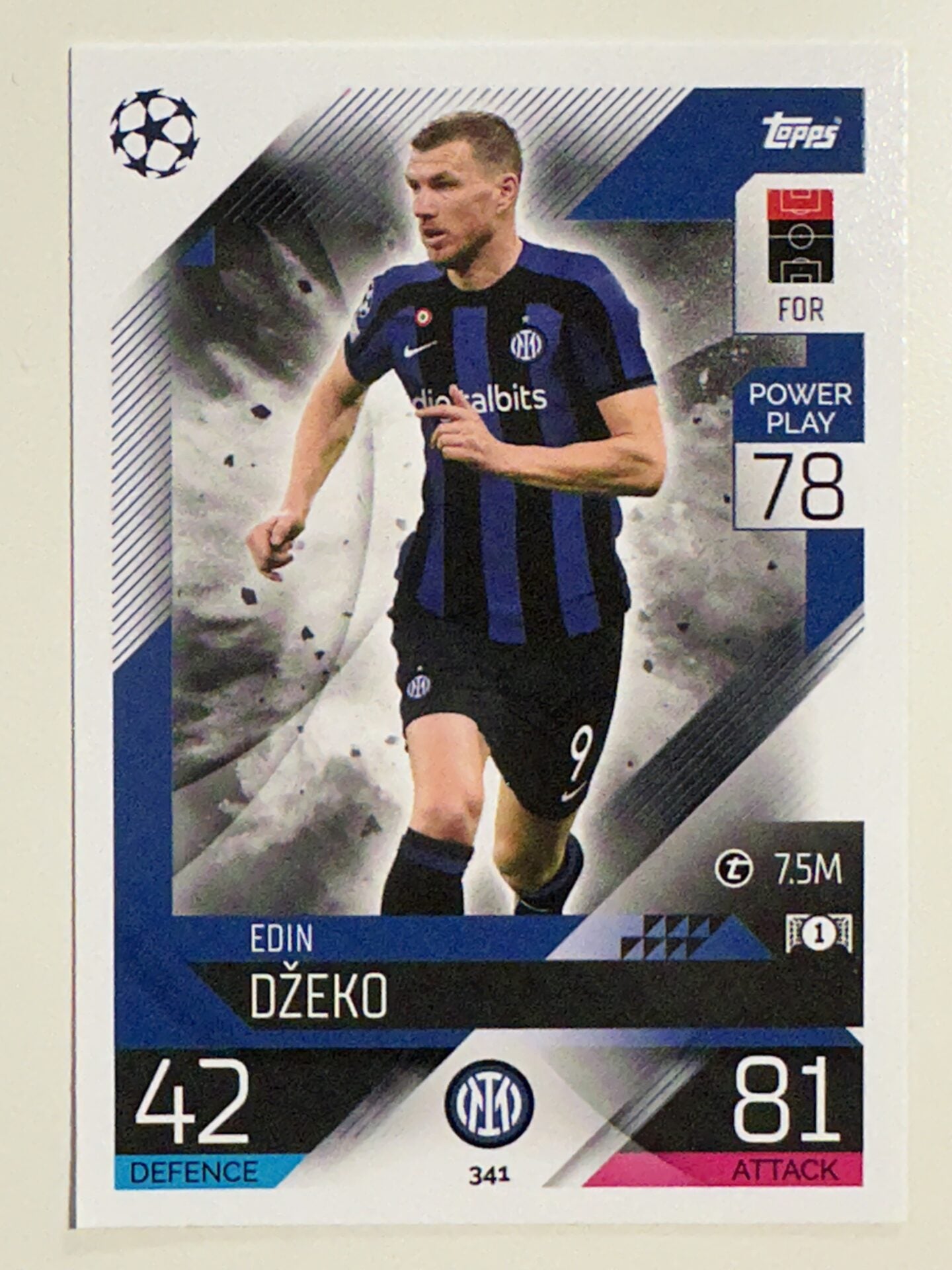 341. Edin Dzeko (FC Internazionale Milano) &#8211; Topps Match Attax 2022:2023 card