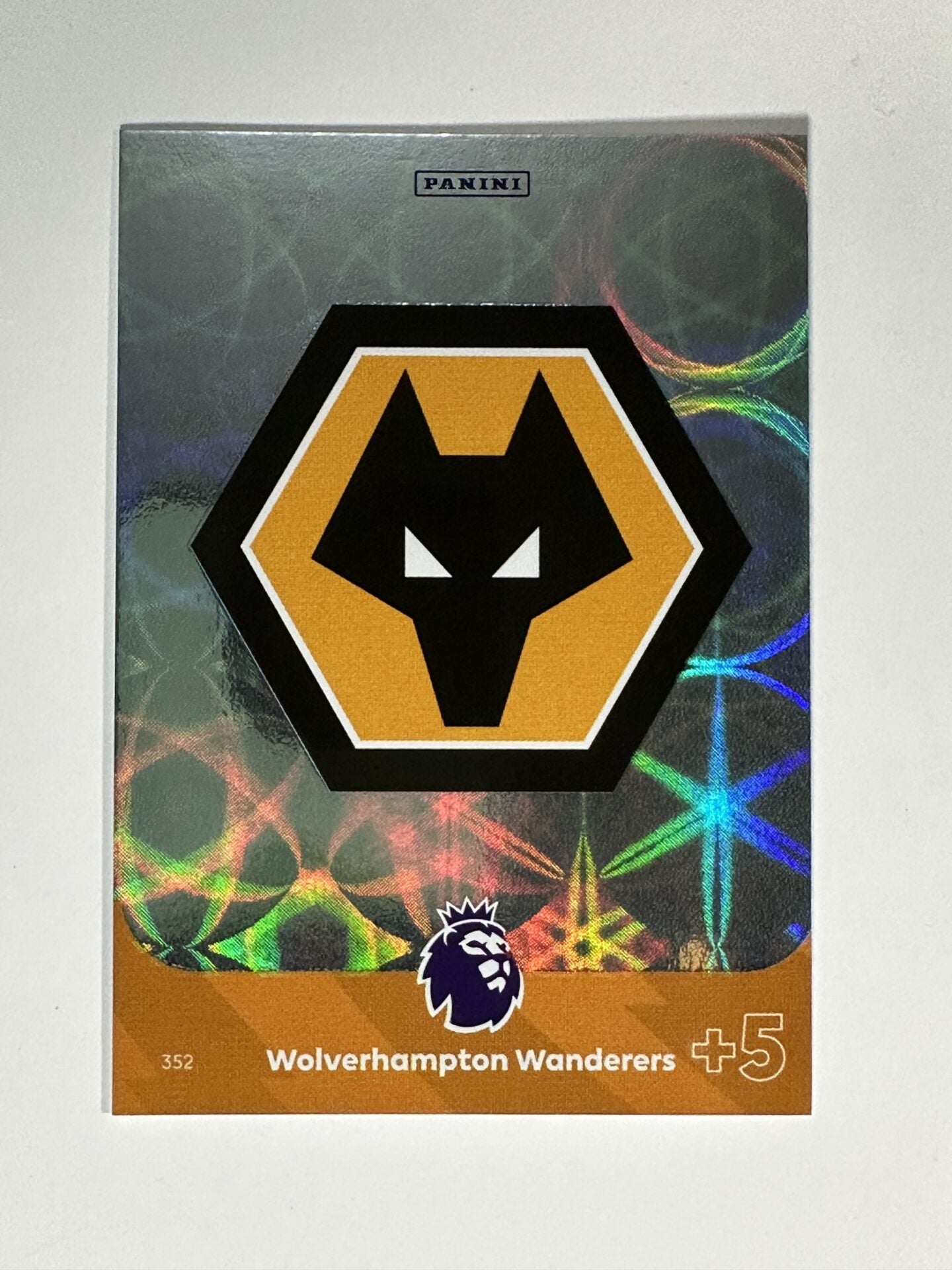 352 Club Badge Wolves Base Panini Premier League Adrenalyn XL 2024 Card