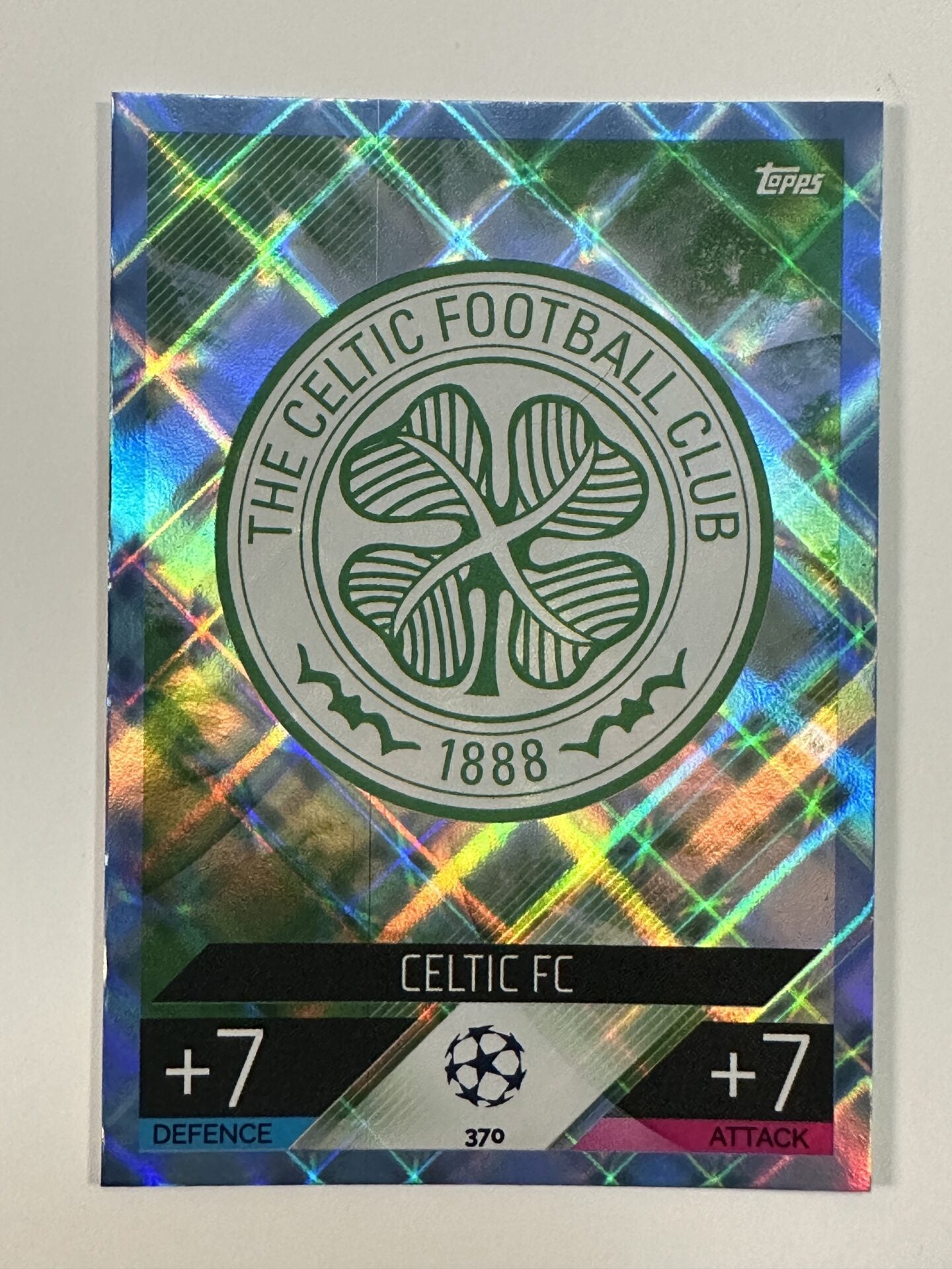 370 Team Badge Crystal Foil Parallel (Celtic) Topps Match Attax 2022:2023 Card