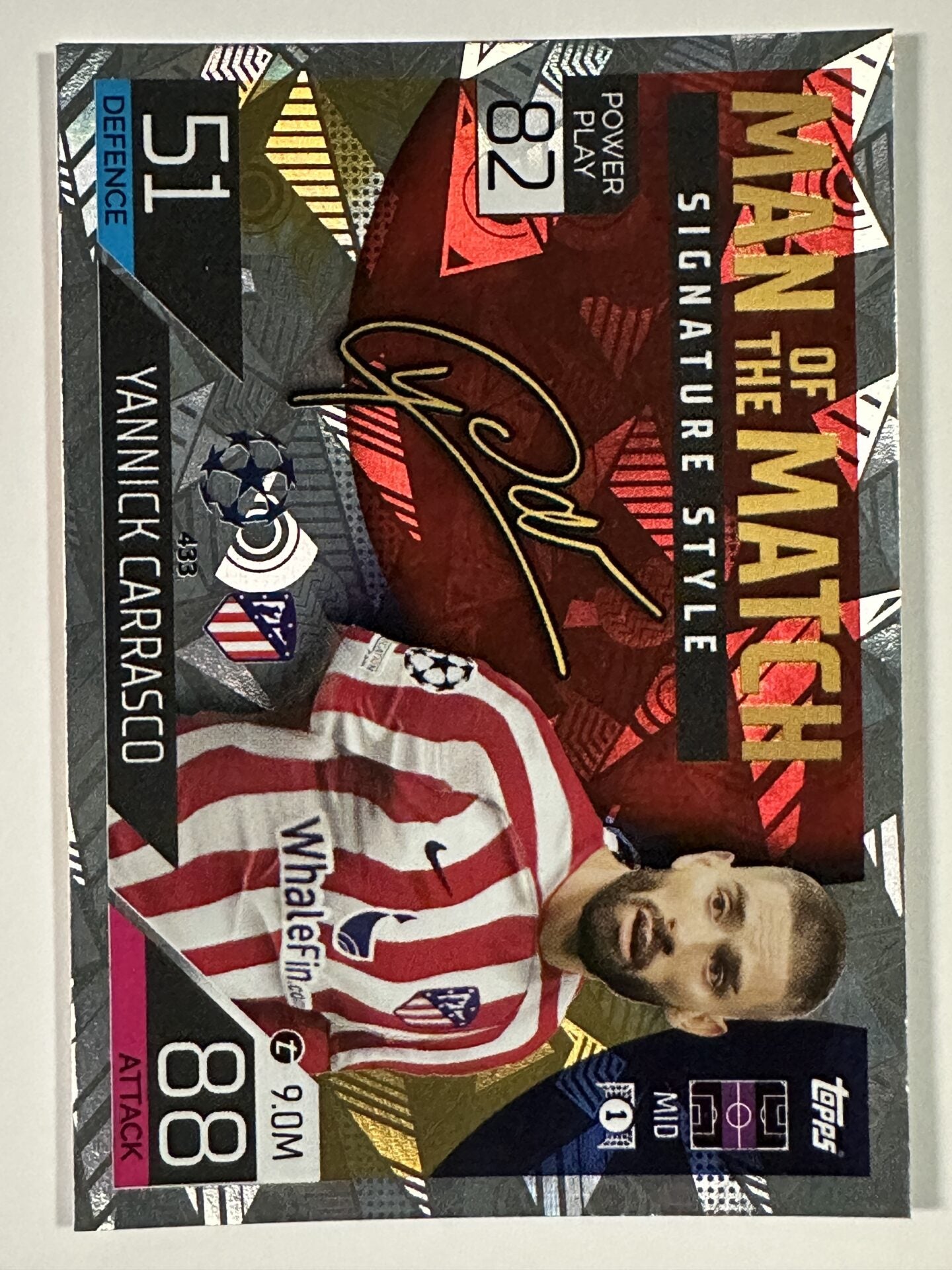 433 Yannick Carrasco Man of the Match Signature Style (Atletico Madrid) Topps Match Attax 2022:2023 Card