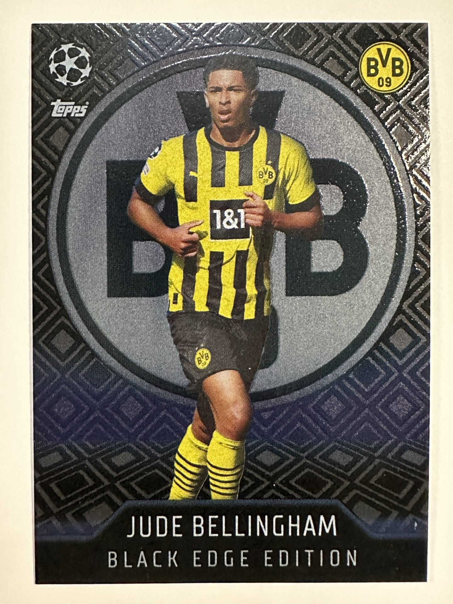 468 Jude Bellingham Black Edge Edition (Borussia Dortmund) Topps Match Attax 2022:2023 Card