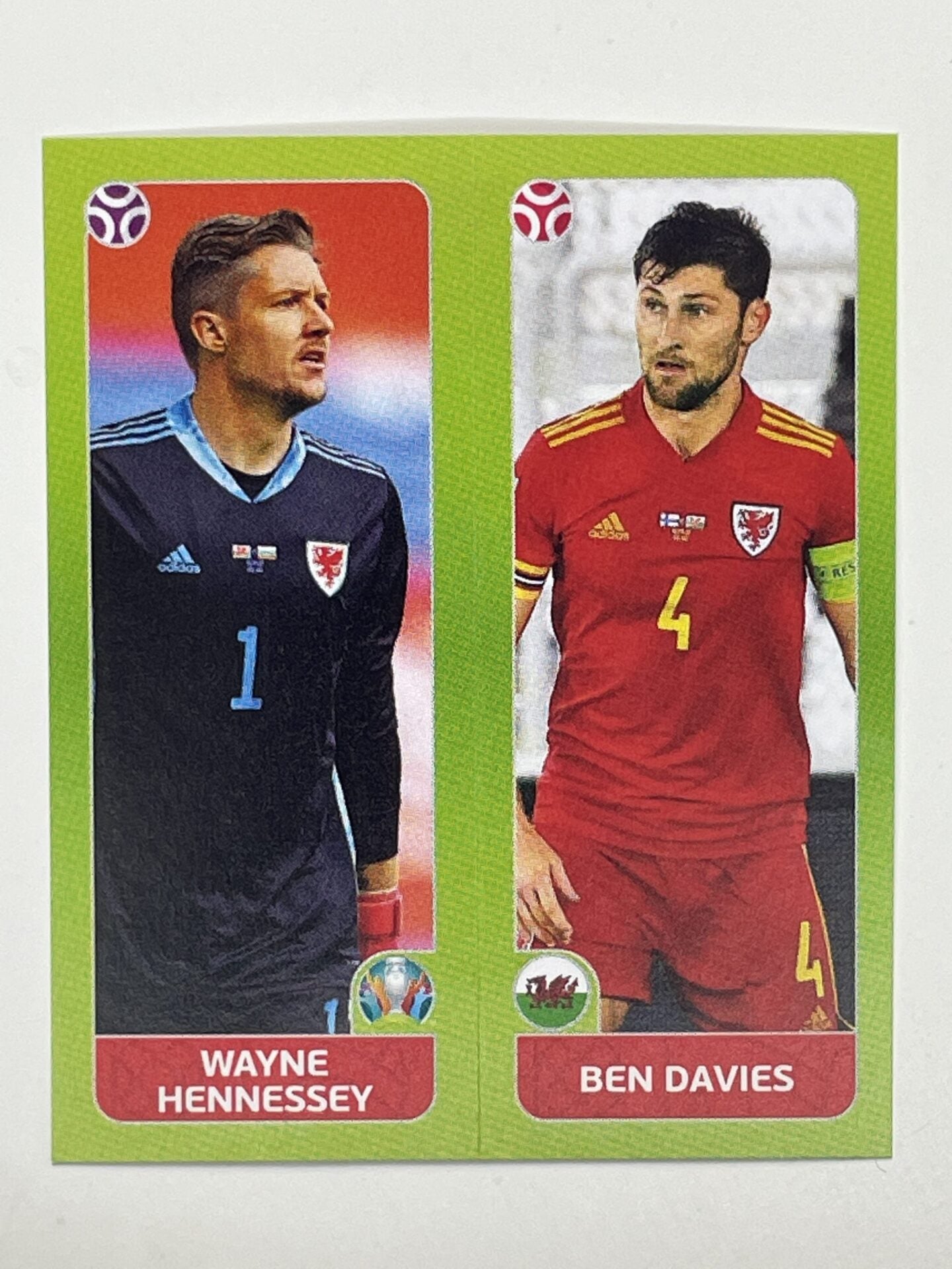 92a:b. Wayne Hennessey &#038; Ben Davies (Wales) &#8211; Euro 2020 Stickers