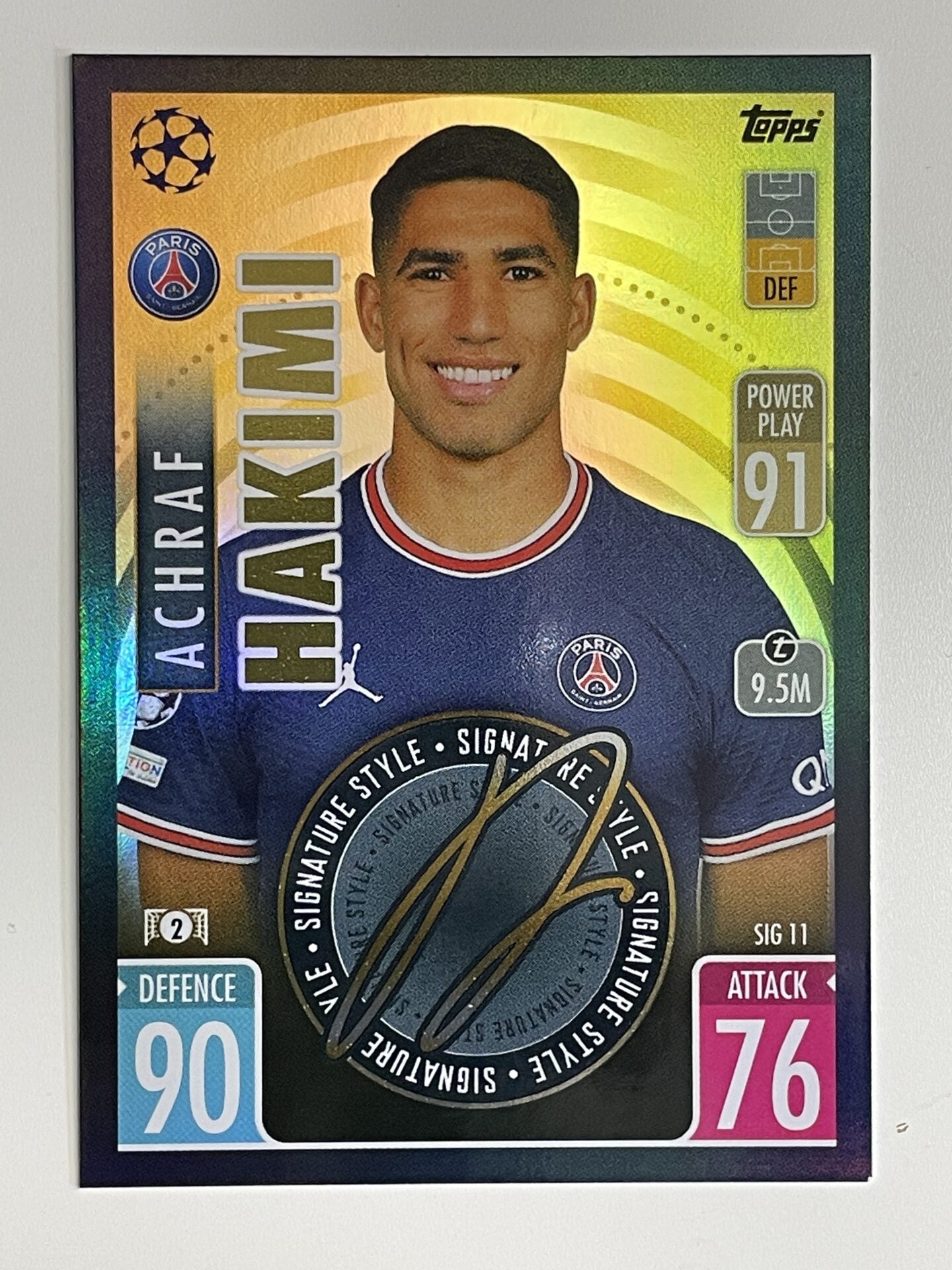 Achraf Hakimi PSG Signature Style Topps Match Attax Extra 2021:22 Champions League Card