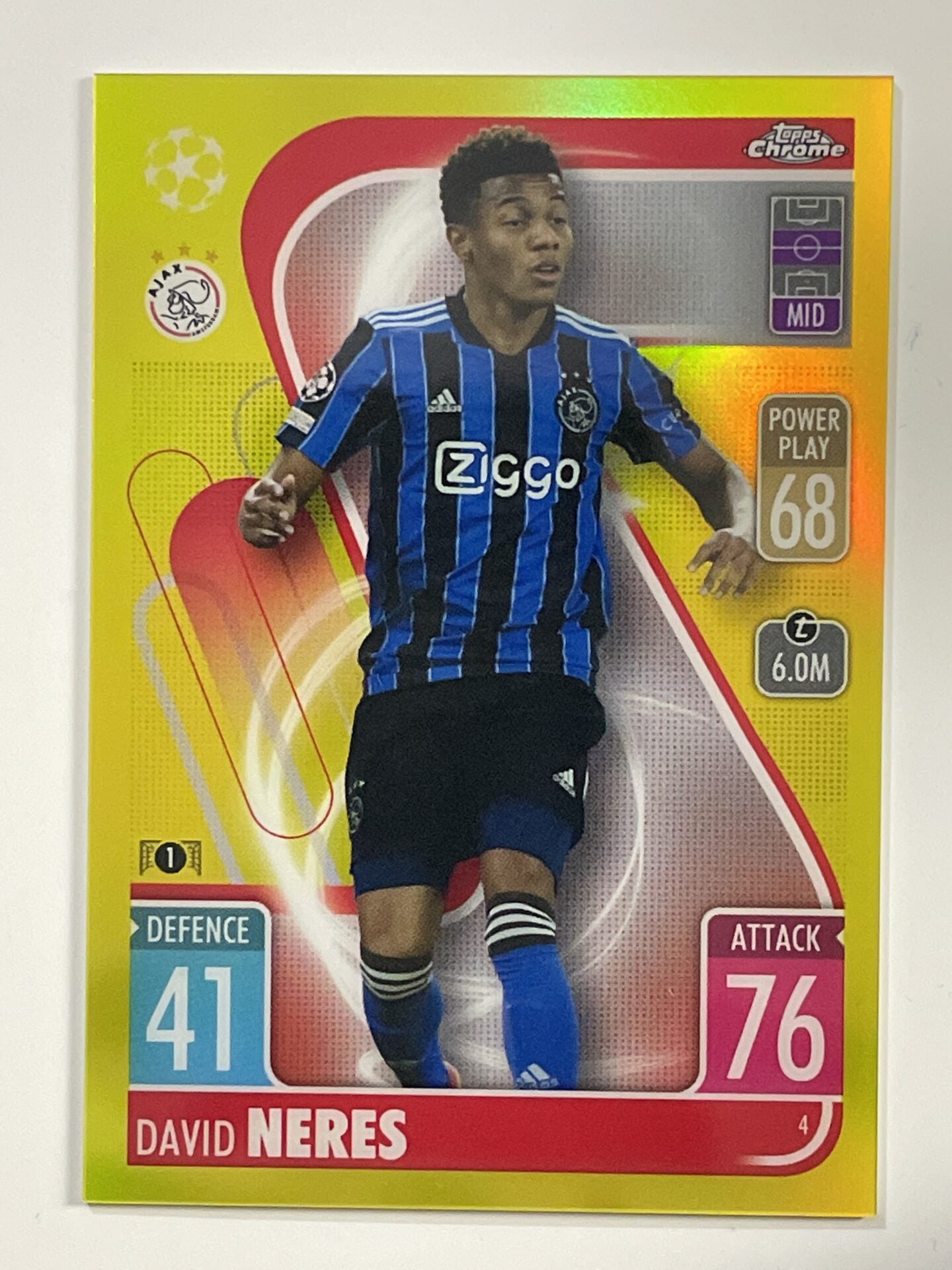 David Neres Yellow Parallel Topps Match Attax Chrome 2021 2022