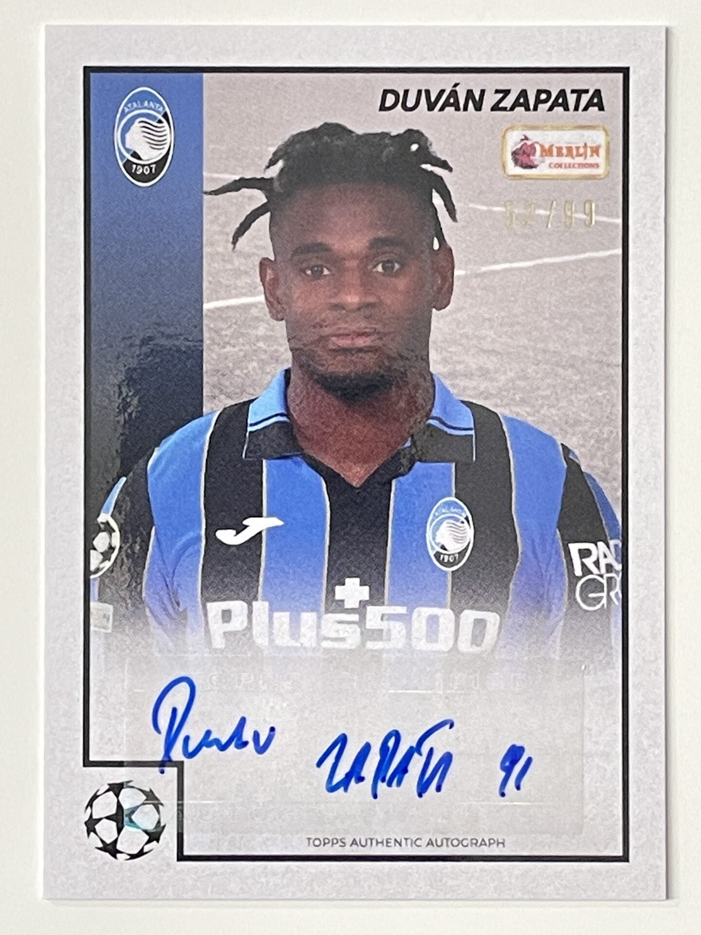 Duvan Zapata Atalanta Base Autograph Parallel 52:99 Topps Merlin Heritage 97 UEFA Champions League Card