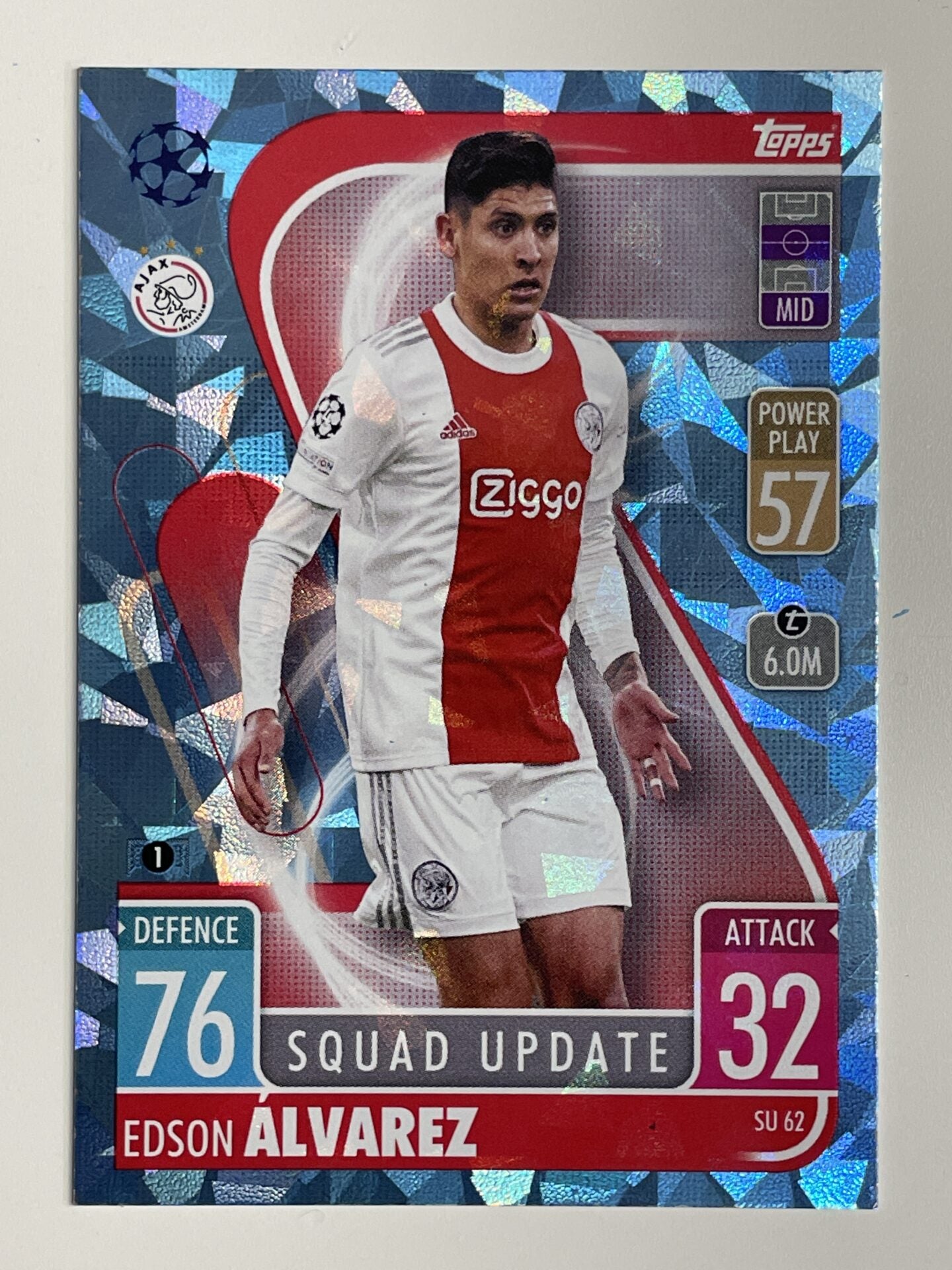 Edson Alvarez Ajax Base Crystal Foil Parallel Topps Match Attax Extra 2021:22 Champions League Card