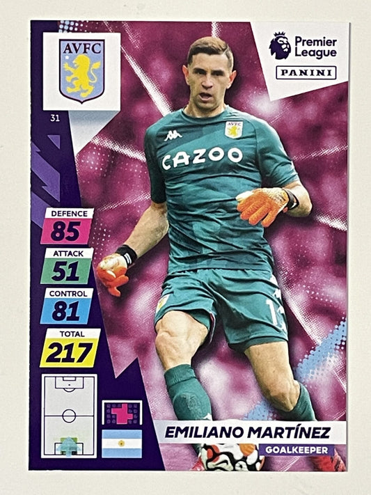 Emiliano Martinez Aston Villa Base Panini Adrenalyn XL PLUS Premier League 2021 2022