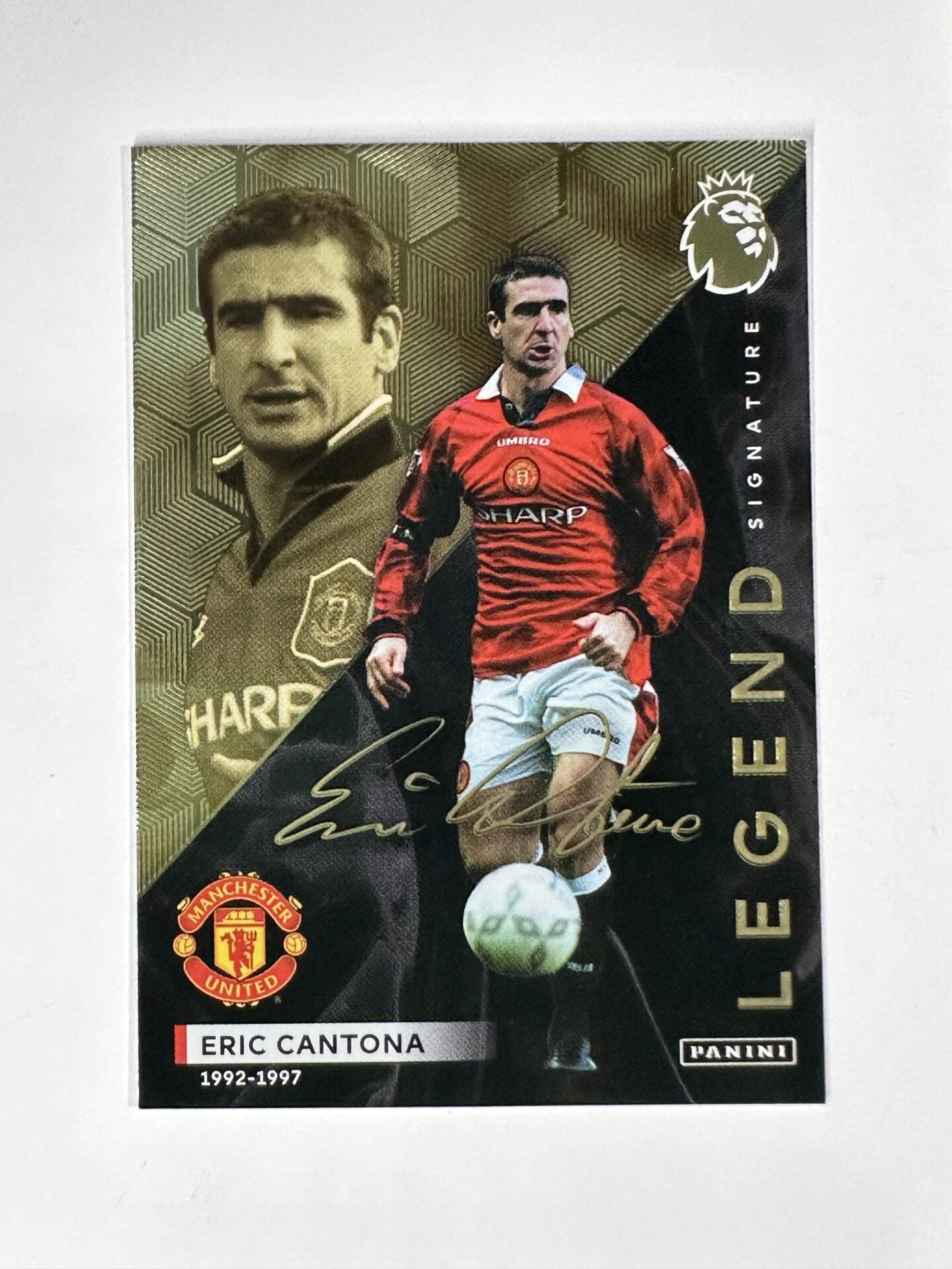 Eric Cantona Manchester United Legend Signature Limited Edition Panini Premier League Adrenalyn XL 2024 Card