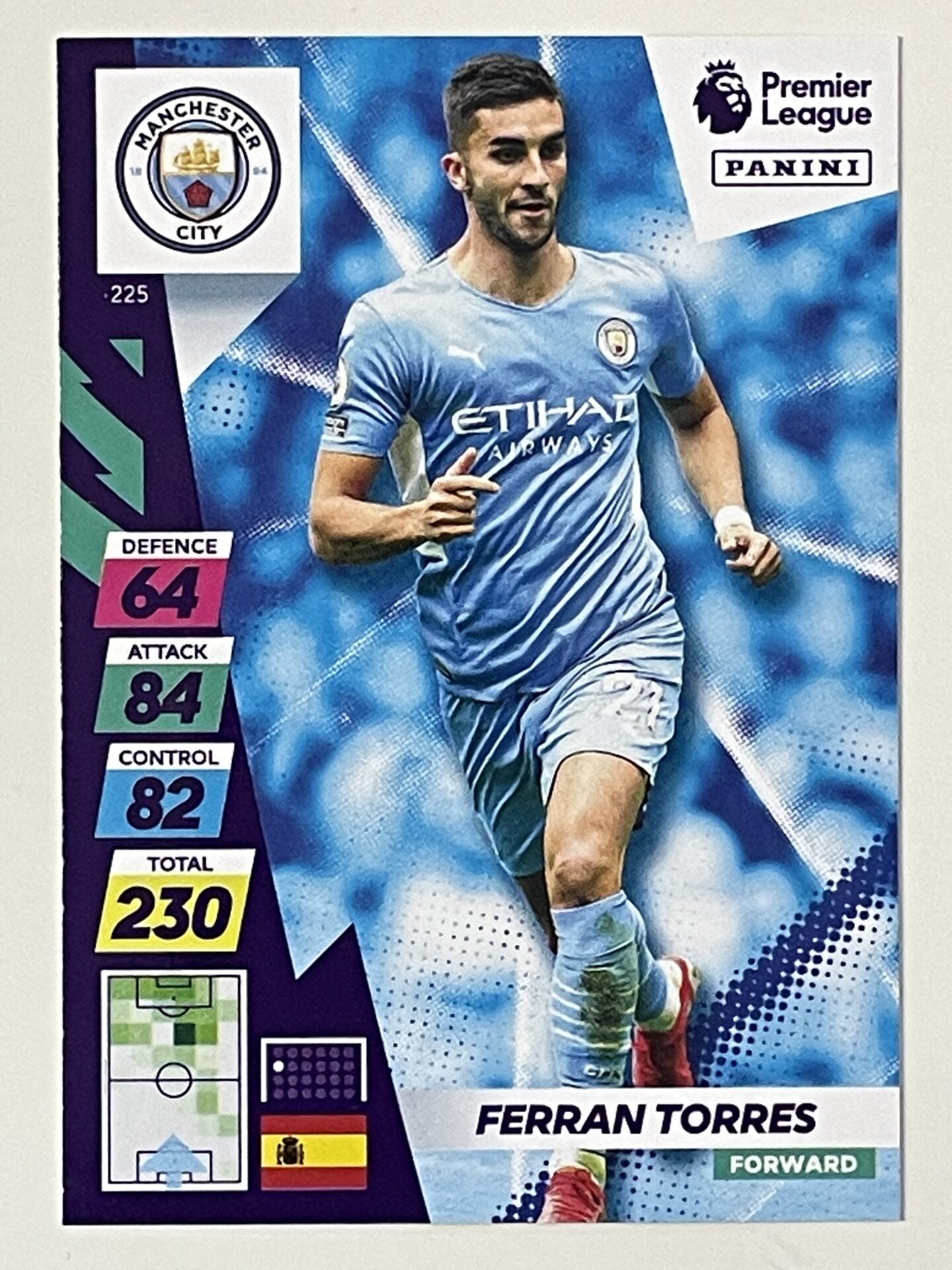 Ferran Torres Manchester City Base Panini Adrenalyn XL PLUS Premier League 2021 2022