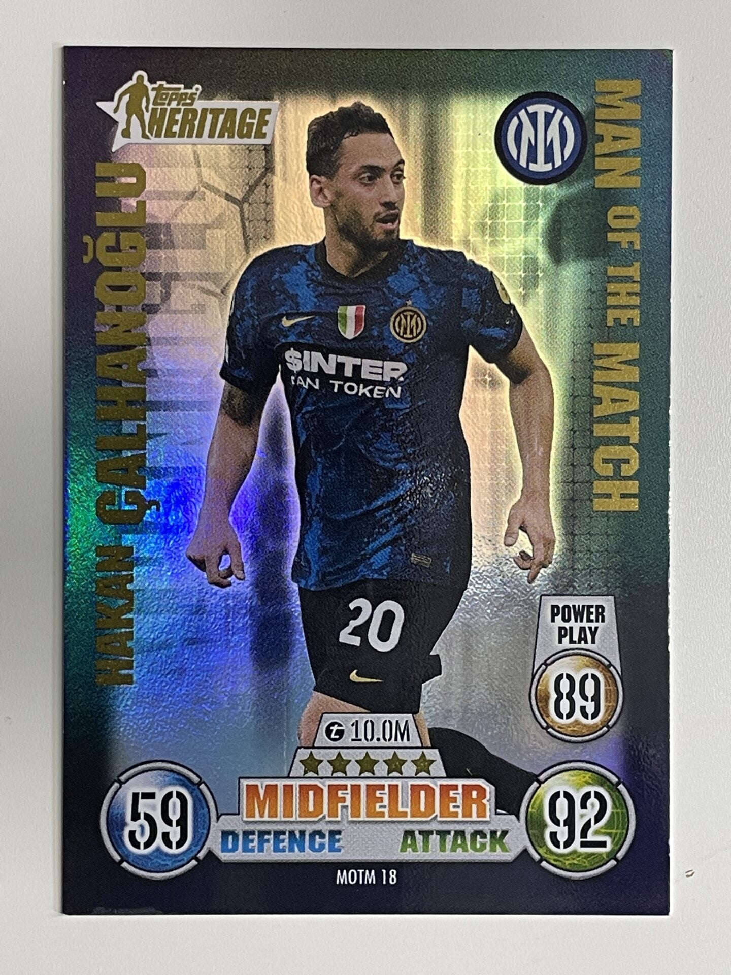 Hakan Calhanoglu Inter Milan Man of the Match Heritage Topps Match Attax Extra 2021:22 Champions League Card