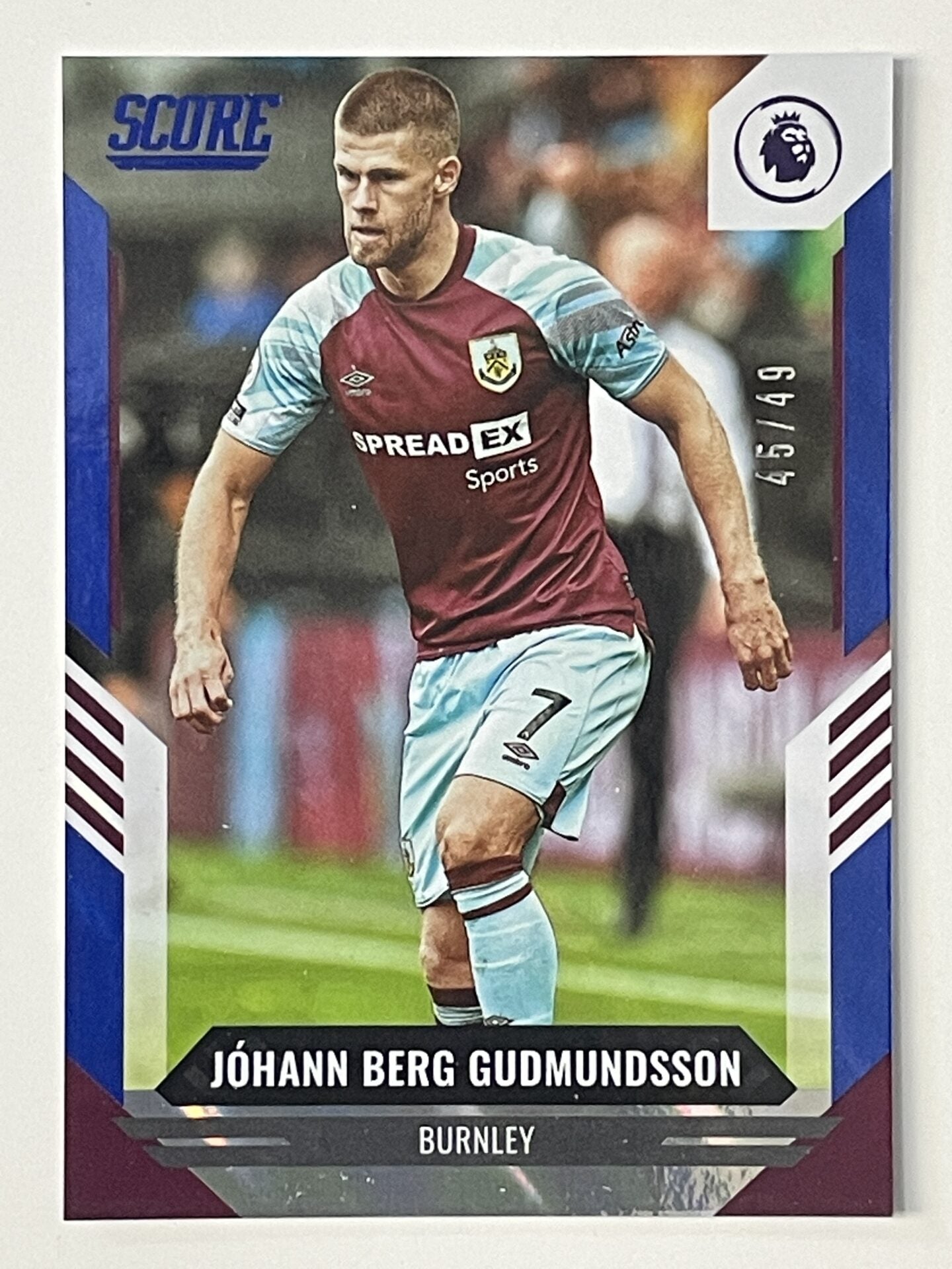 Johann Berg Gudmundsson Burnley Base Blue Lava Parallel Panini Premier League Score 2021 2022