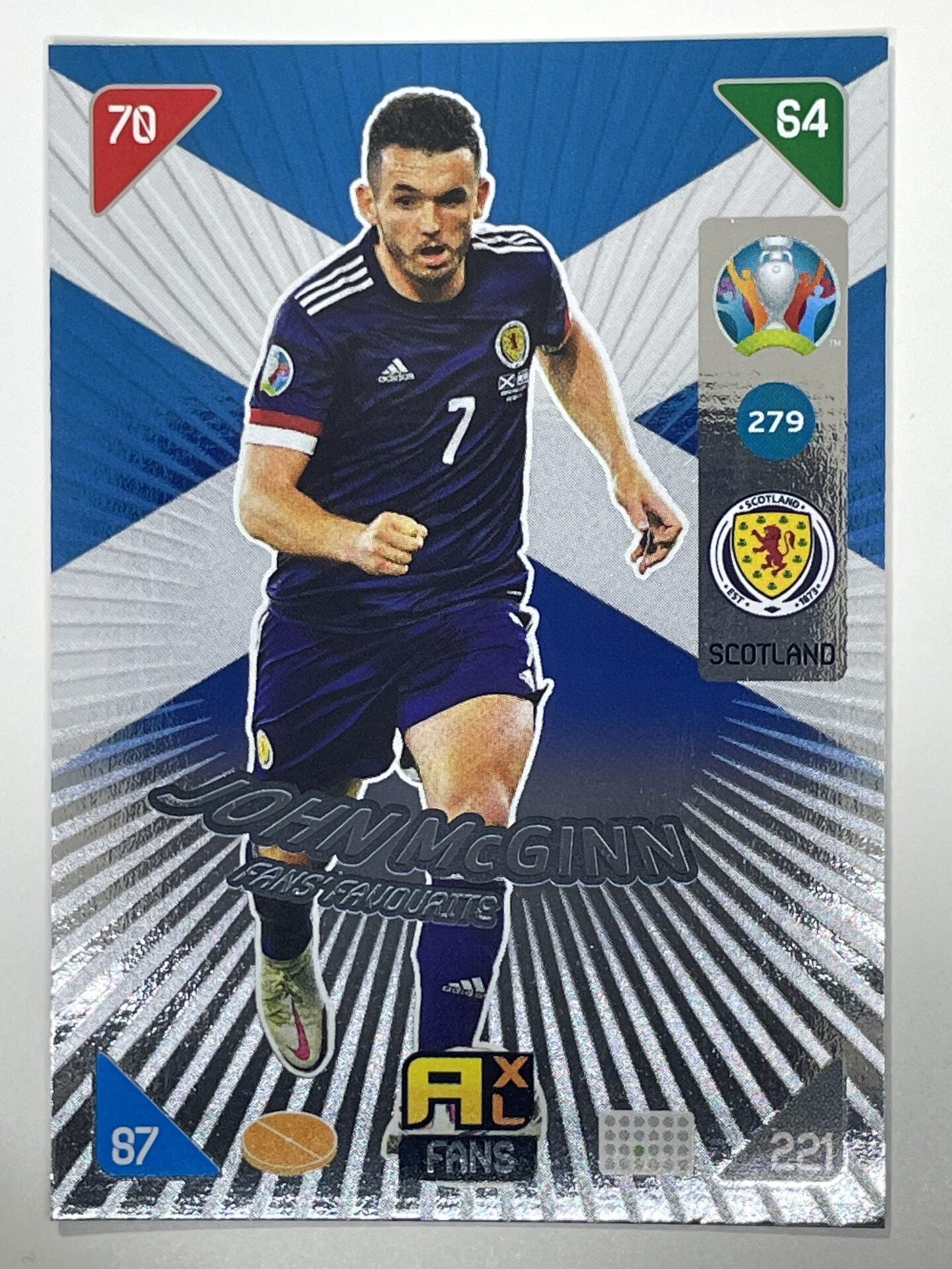 John McGinn Fans Favourties (Scotland) Football Card &#8211; Euro 2020 Adrenalyn XL