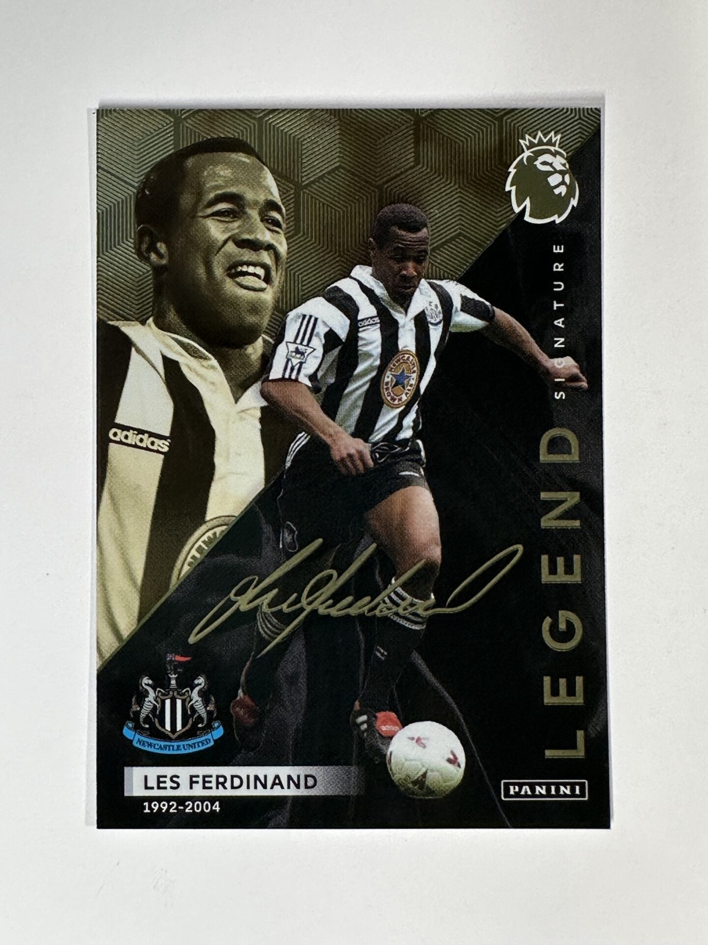 Les Ferdinand Newcastle Legend Signature Limited Edition Panini Premier League Adrenalyn XL 2024 Card