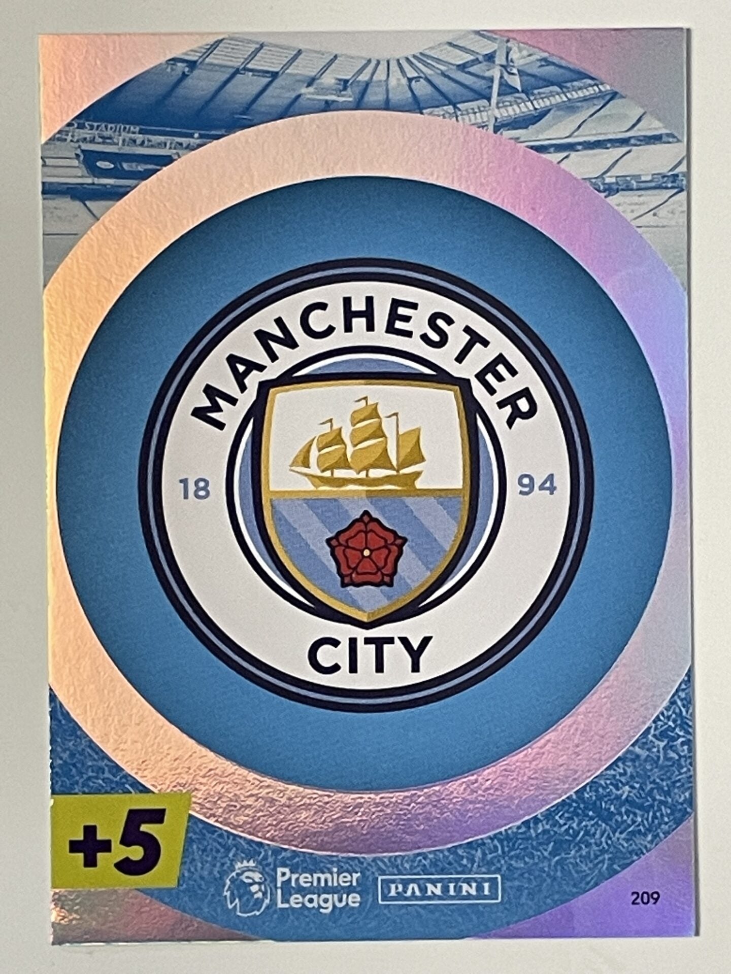 Manchester City Club Badge Panini Adrenalyn XL PLUS Premier League 2021 2022