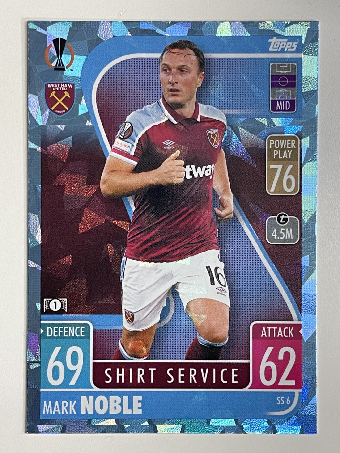 Mark Noble West Ham Base Crystal Foil Parallel Topps Match Attax Extra 2021:22 Champions League Card