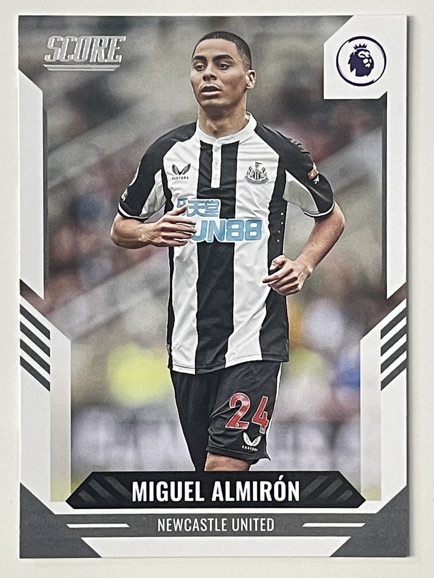 Miguel Almiron Newcastle United Base Panini Premier League Score 2021 2022