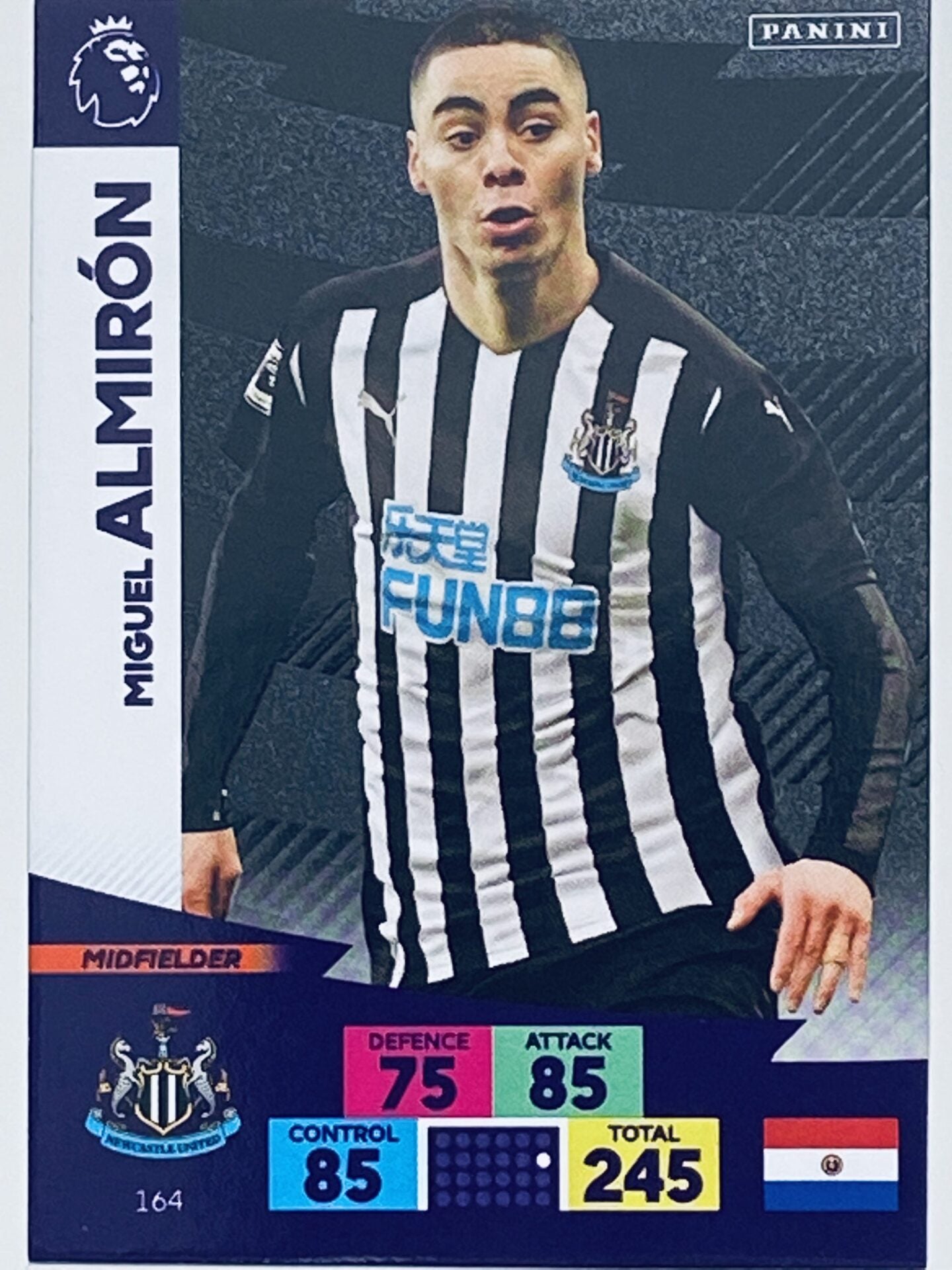 Miguel Almiron (Newcastle United) Football Card &#8211; Premier League Adrenalyn XL 2020:21