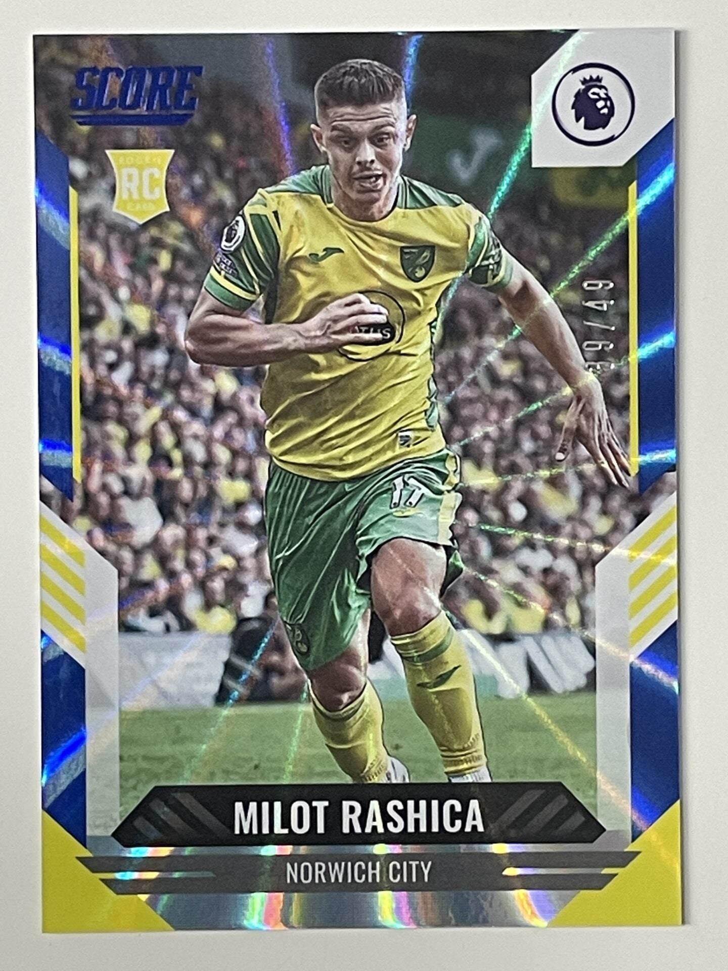 Milot Rashica Norwich City Base Blue Laser Parallel Panini Premier League Score 2021 2022