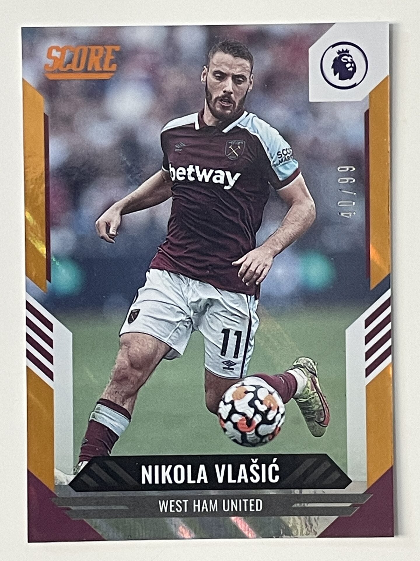 Nikola Vlasic West Ham Base Orange Lava Parallel Panini Premier League Score 2021 2022