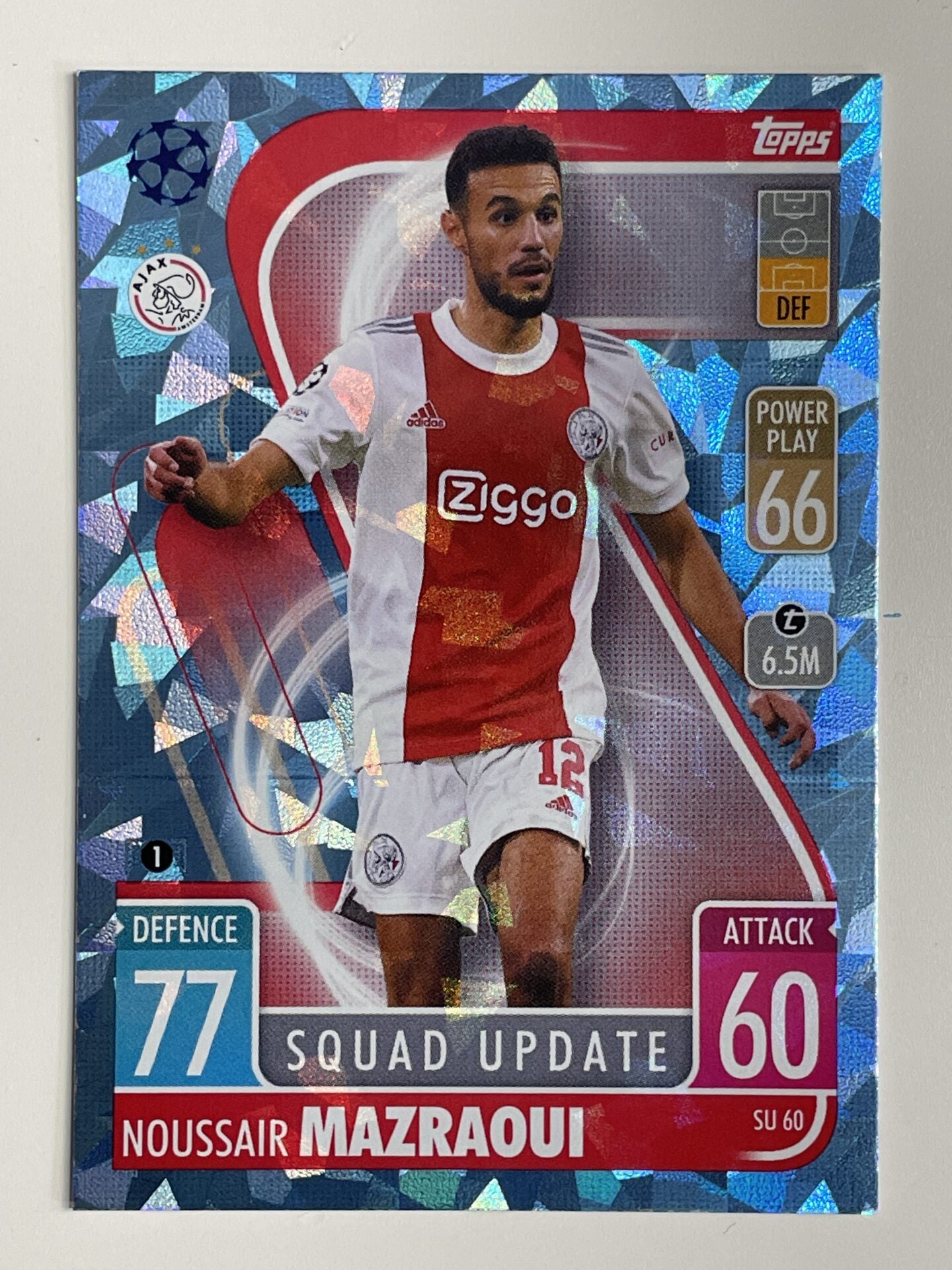 Noussair Mazraoui Ajax Base Crystal Foil Parallel Topps Match Attax Extra 2021:22 Champions League Card