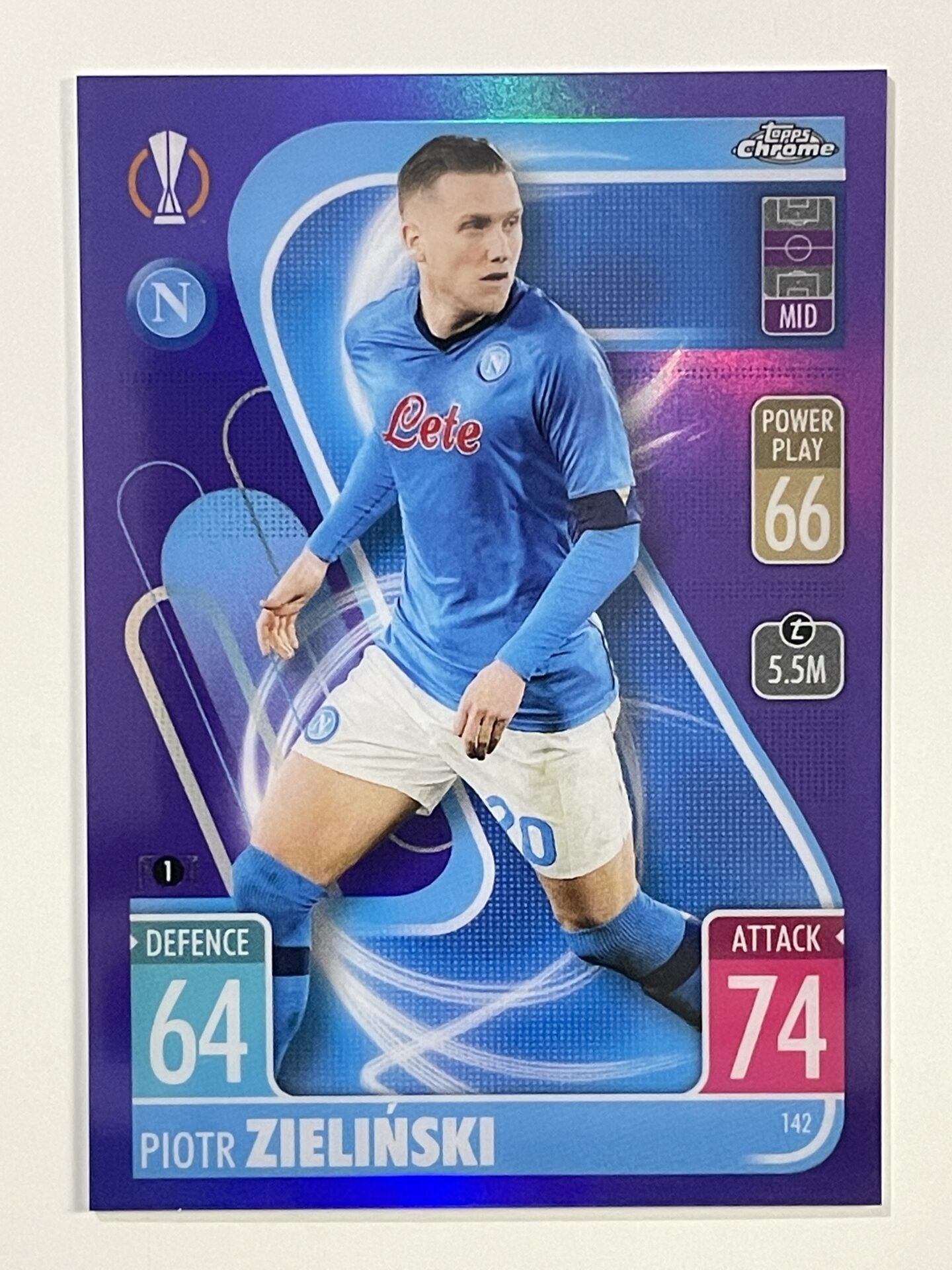 Piotr Zielinski Purple Parallel Topps Match Attax Chrome 2021 2022