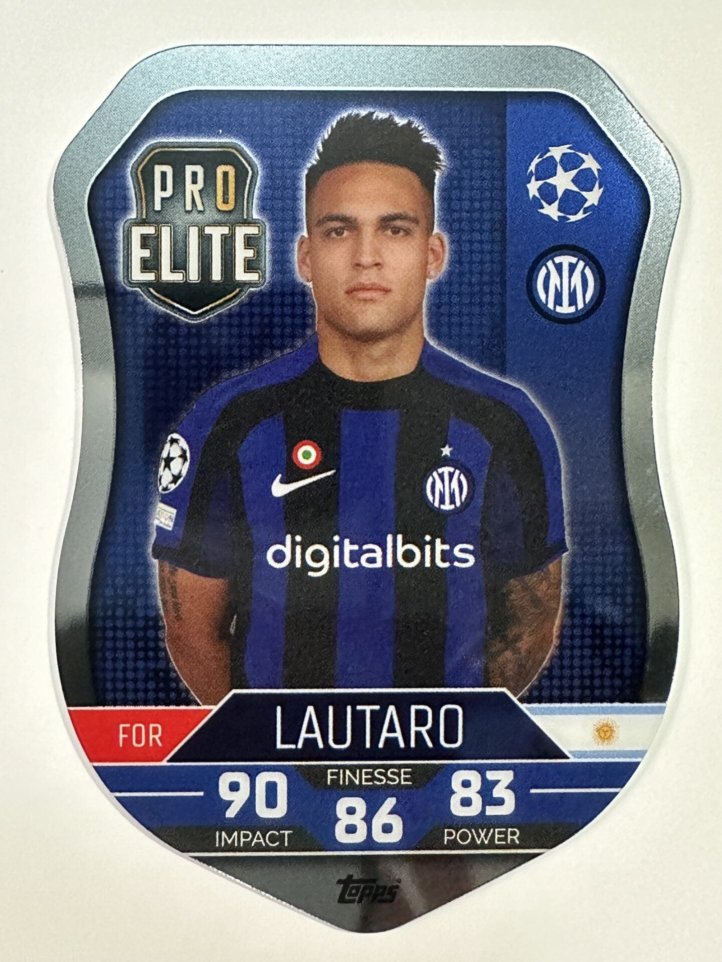 SH18 Lautaro Pro Elite Shield (Inter Milan) Topps Match Attax 2022:2023 Card