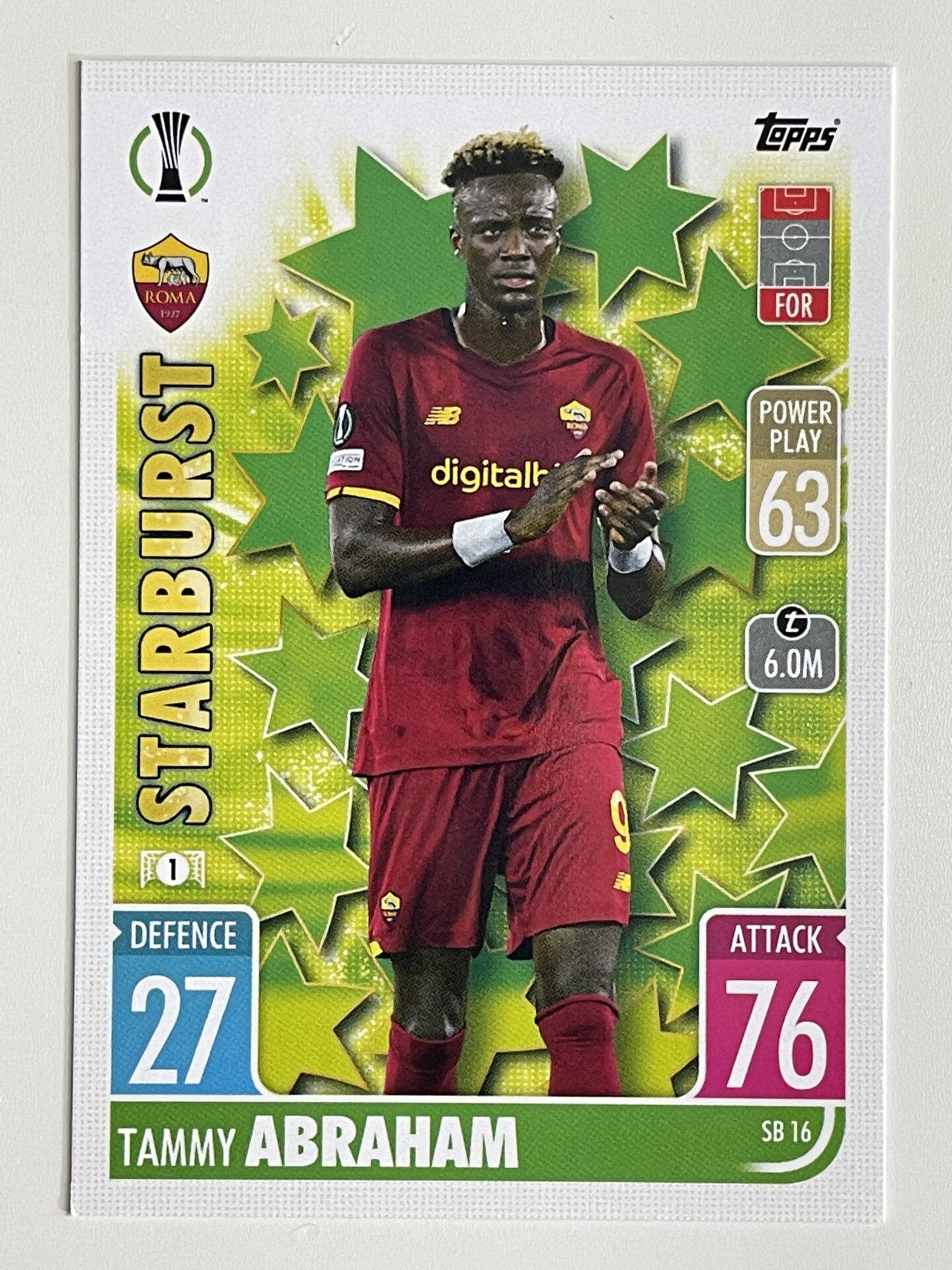 Tammy Abraham Roma Starburst Topps Match Attax Extra 2021:22 Champions League Card