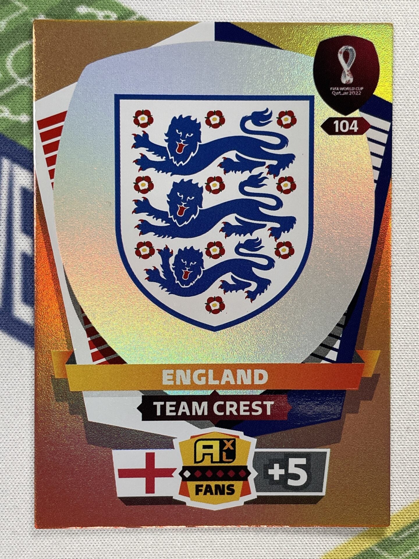 Team Crest England Panini World Cup 2022 Adrenalyn XL Card