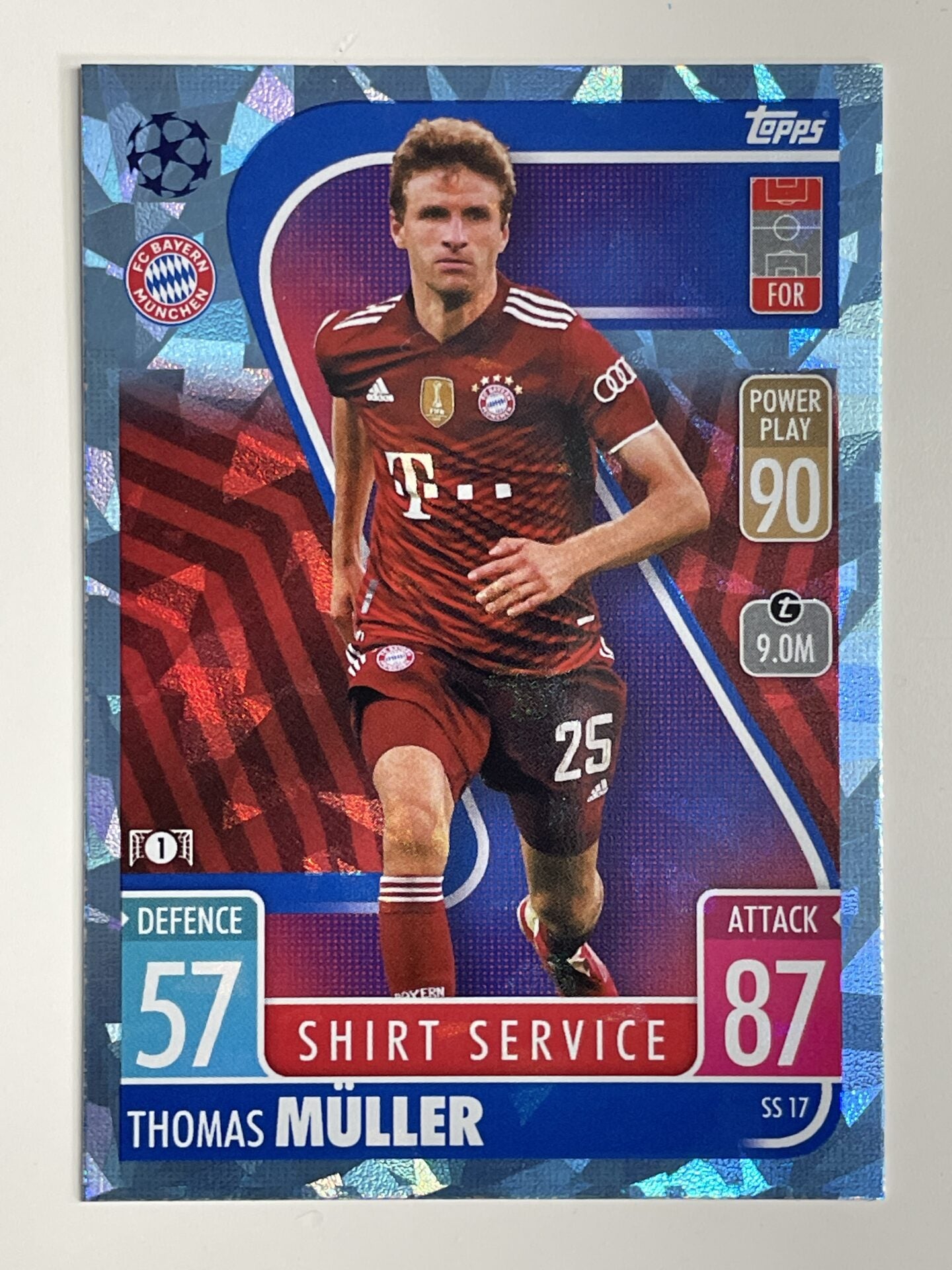 Thomas Muller Bayern Munich Base Crystal Foil Parallel Topps Match Attax Extra 2021:22 Champions League Card