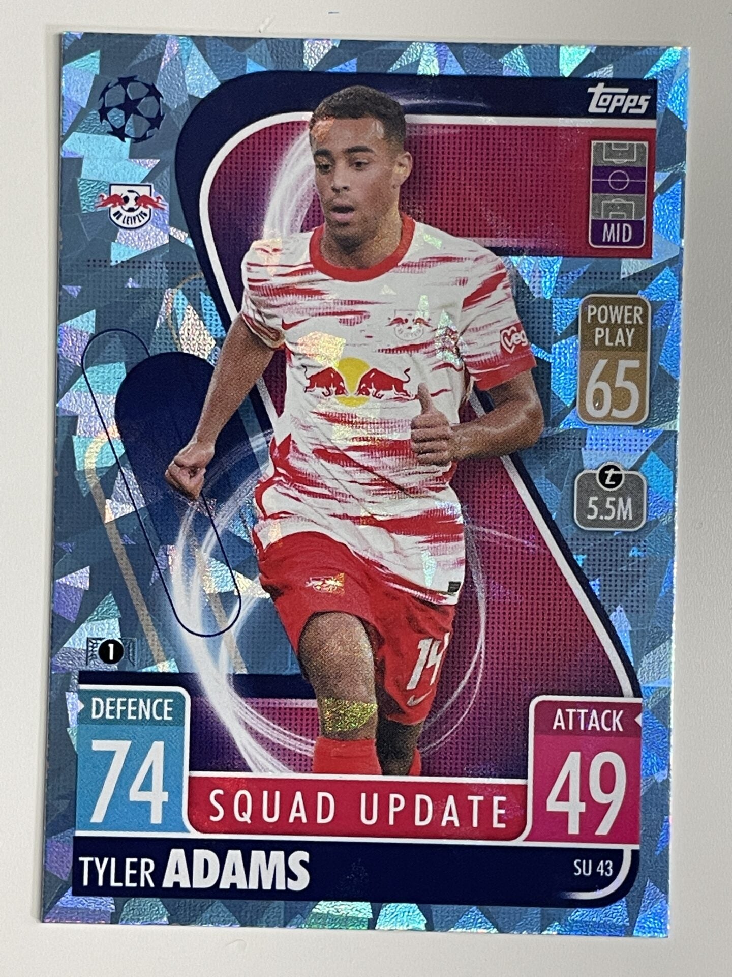 Tyler Adams RB Leipzig Base Crystal Foil Parallel Topps Match Attax Extra 2021:22 Champions League Card