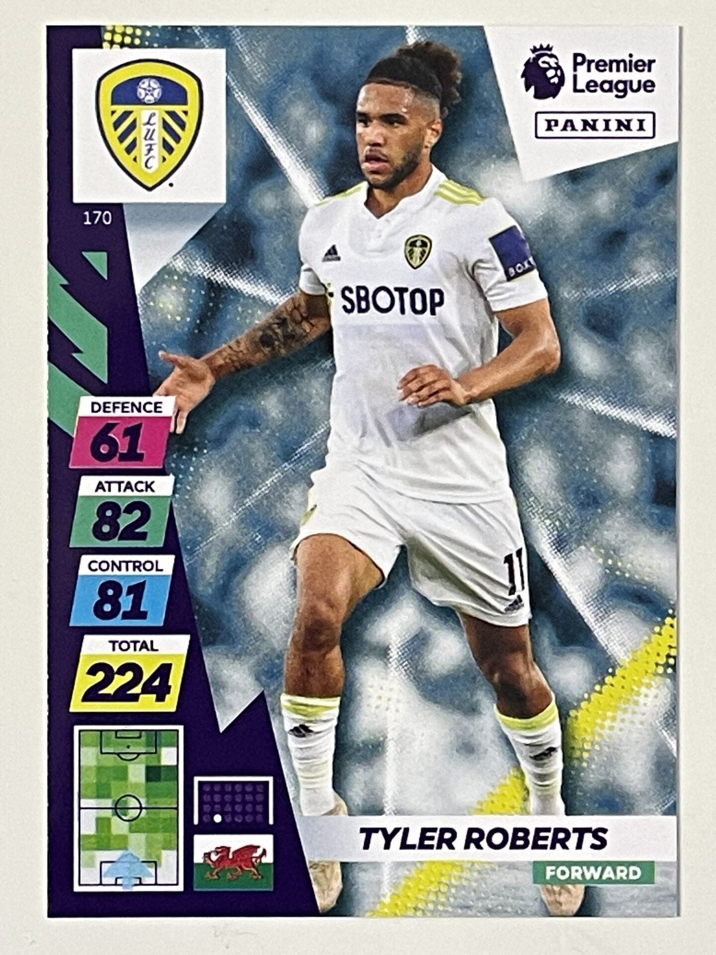 Tyler Roberts Leeds United Base Panini Adrenalyn XL PLUS Premier League 2021 2022