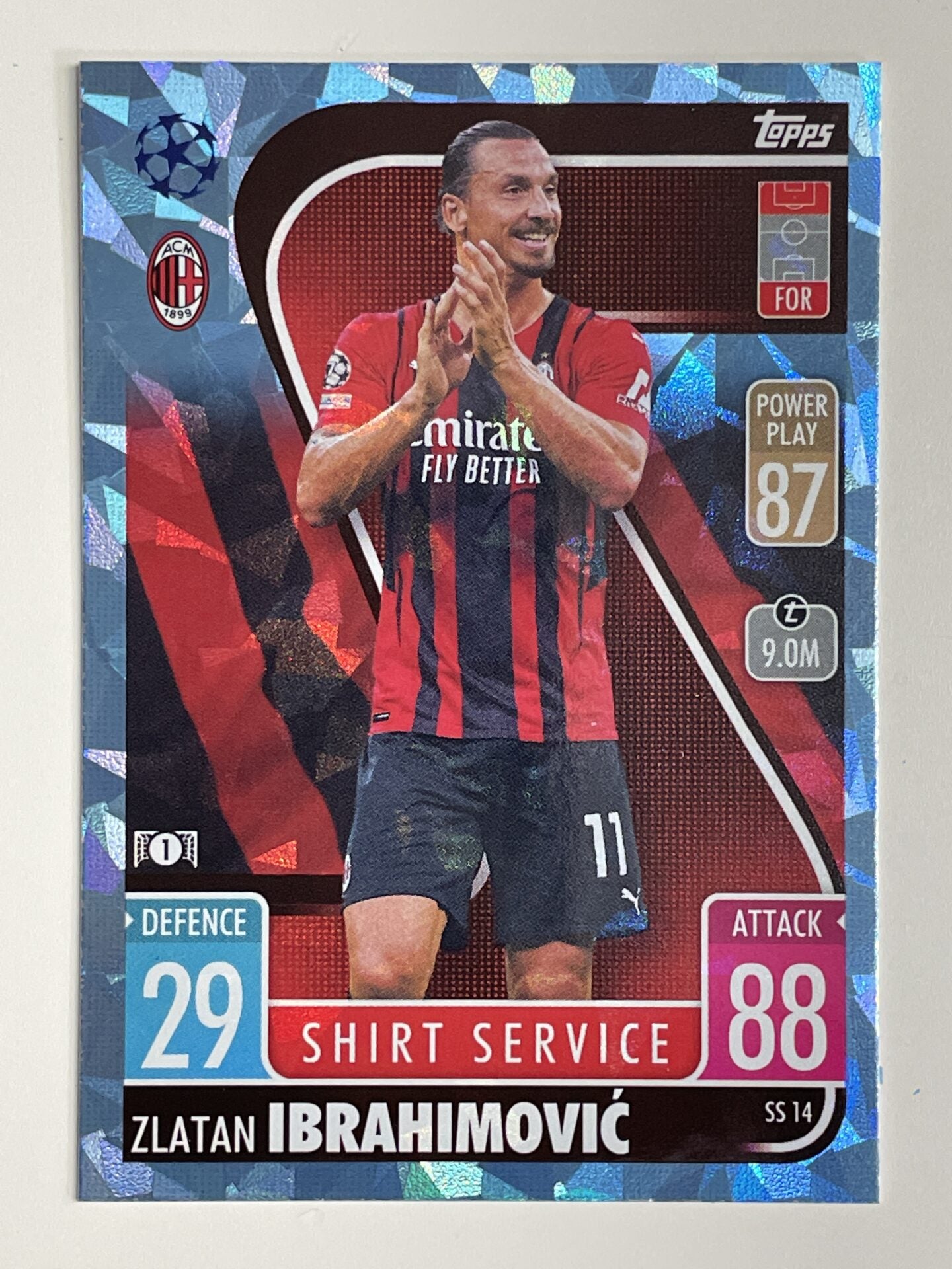 Zlatan Ibrahimovic AC Milan Base Crystal Foil Parallel Topps Match Attax Extra 2021:22 Champions League Card