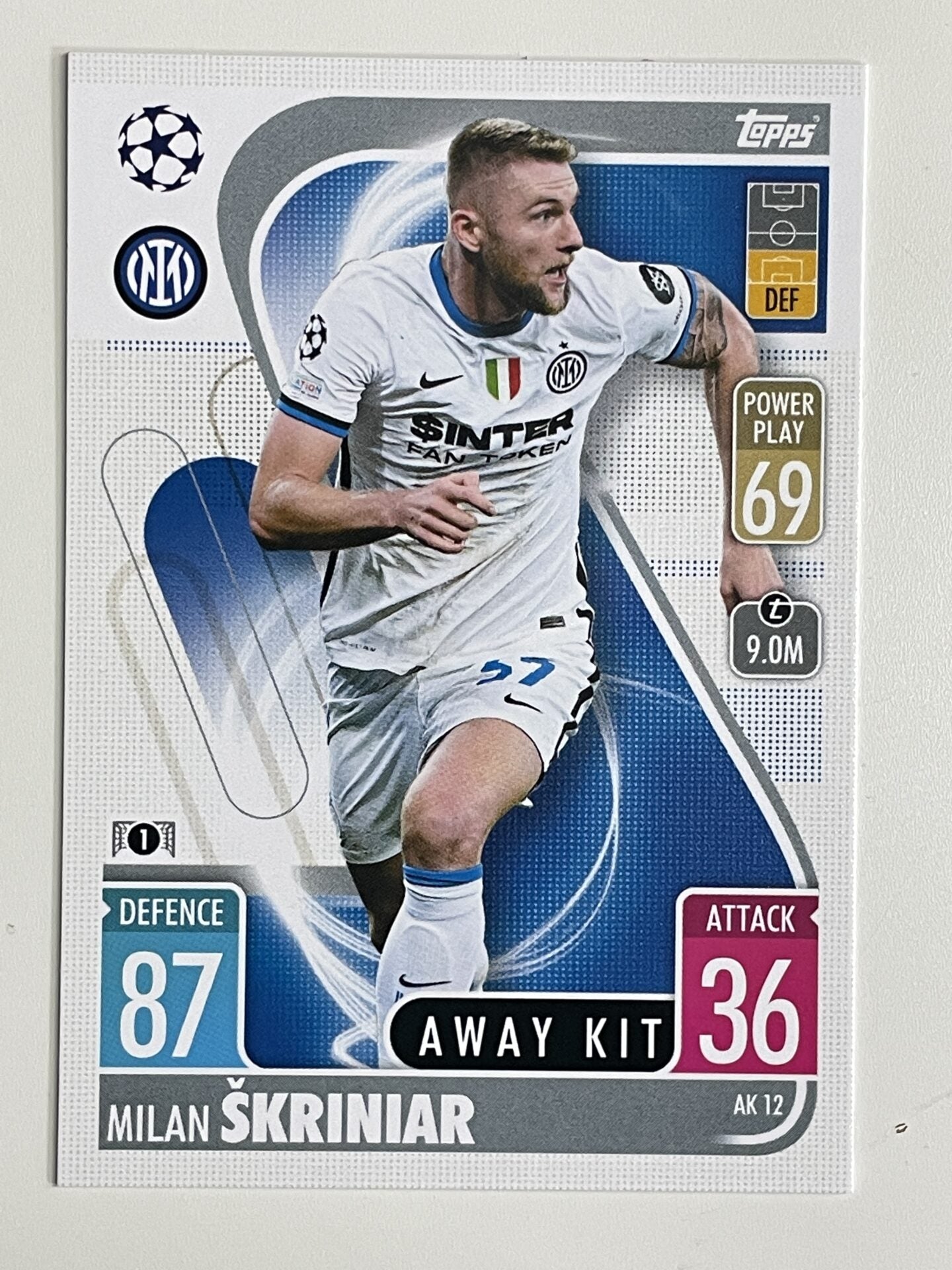 Milan Skriniar Inter Milan Away Kit Topps Match Attax Extra 2021:22 Champions League Card