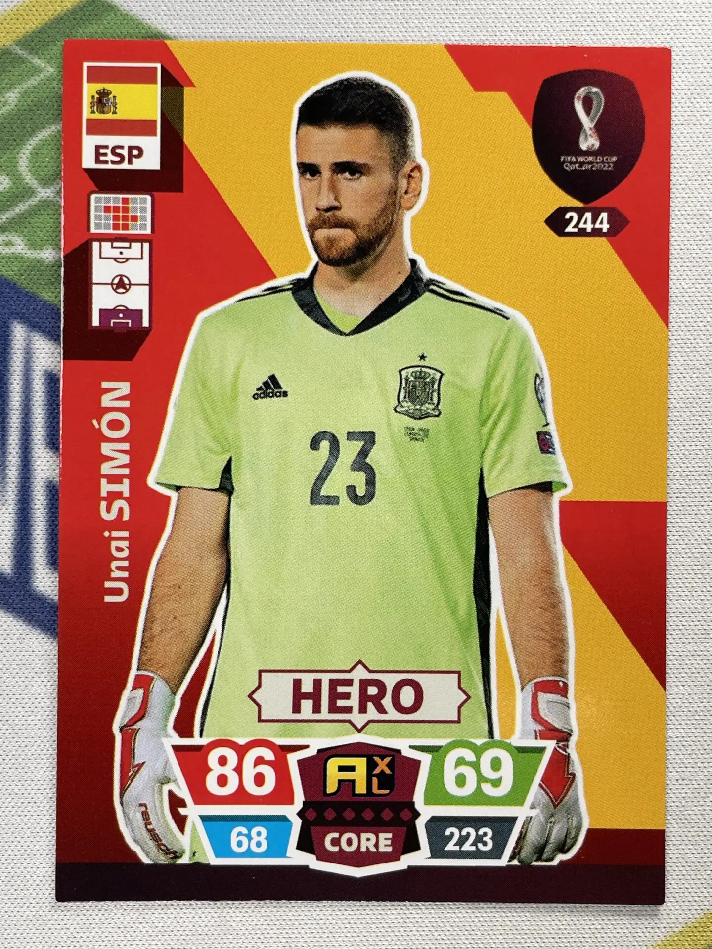 244 Unai Simón Spain Hero Panini World Cup 2022 Adrenalyn XL